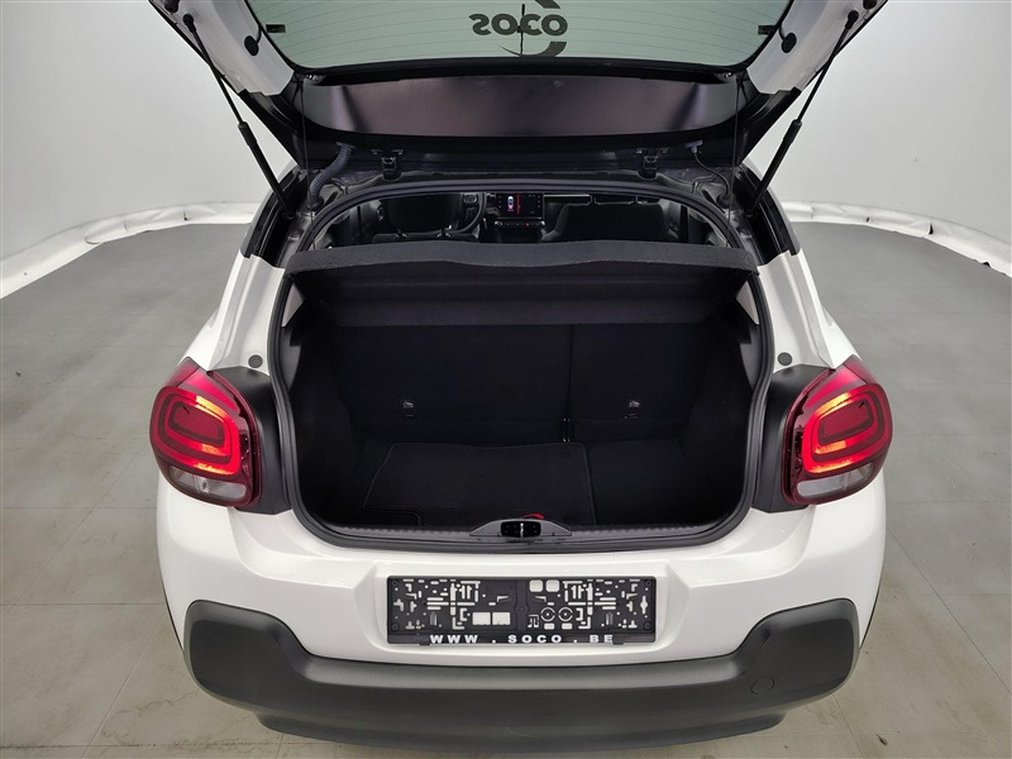 Citroen C3 1.2i PureTech Shine CARPLAY / FULL LED / JA 16" (2023) - Photo 14