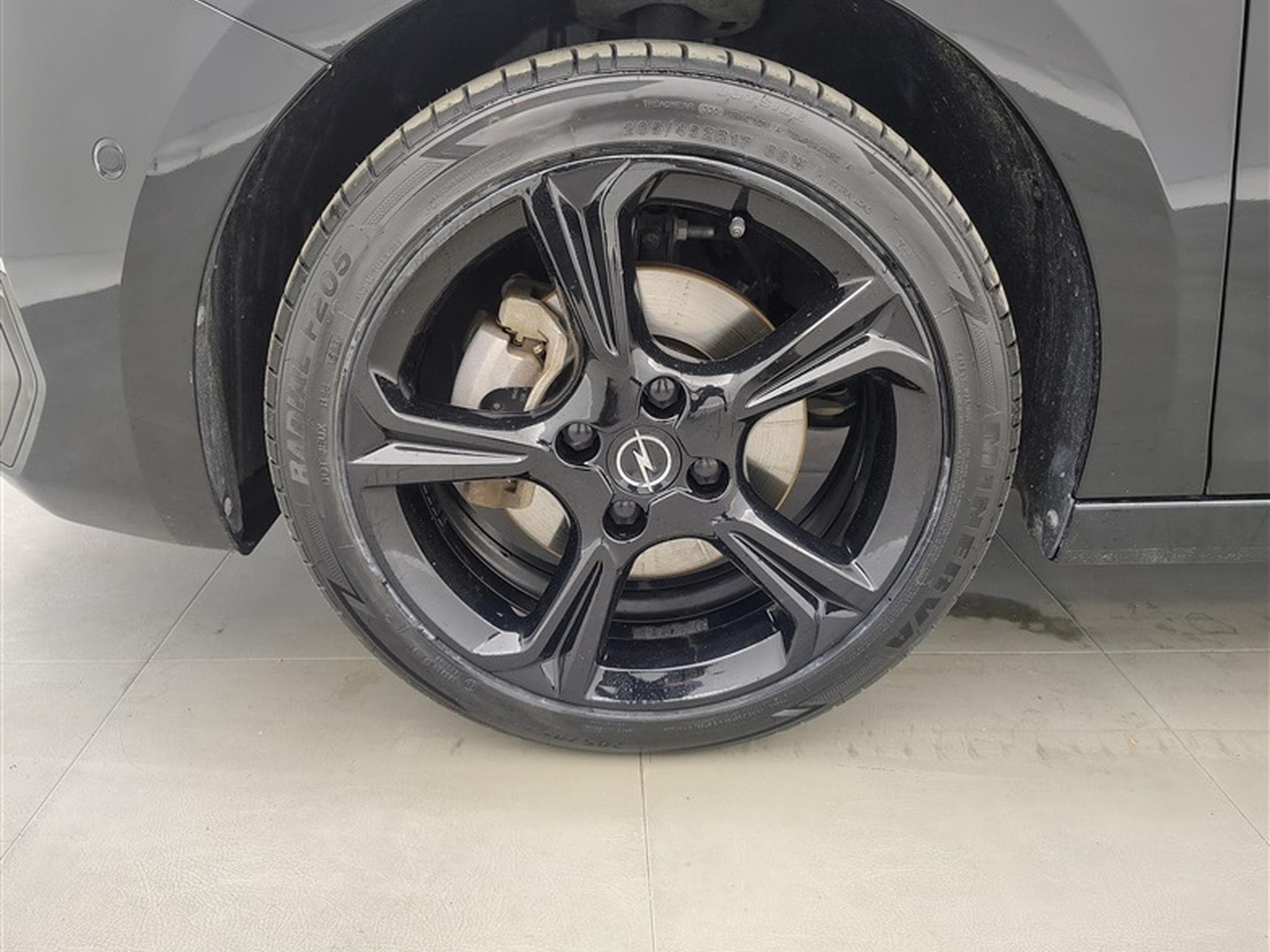Opel Corsa 1.2 Turbo GS Line AT8 CARPLAY / FULL LED / S-CUIR (2025) - Foto 6