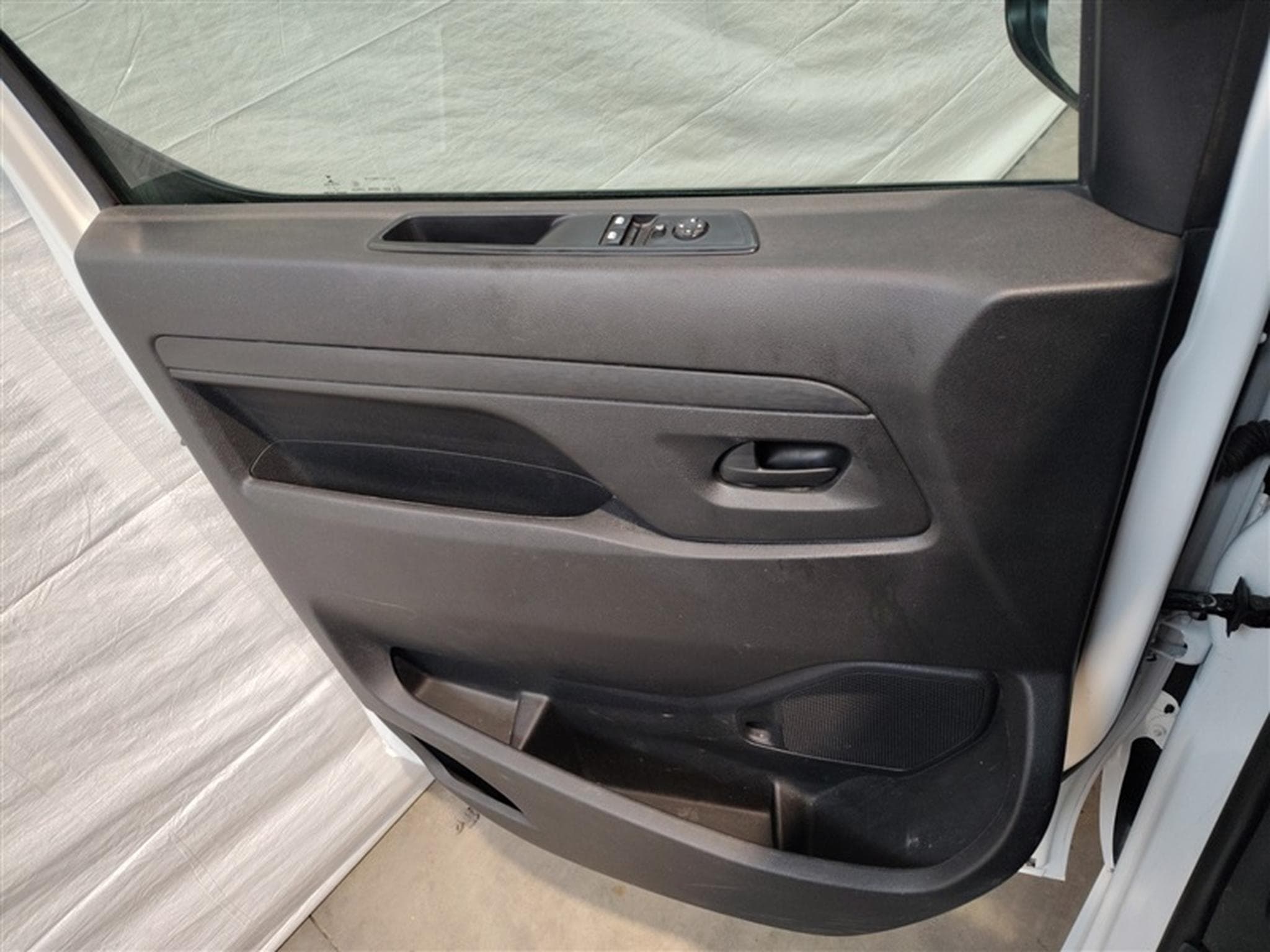 Fiat Scudo 2.0 Multijet 145cv AUTO L 3pl. NAVI / CAMERA (2023) - Foto 15