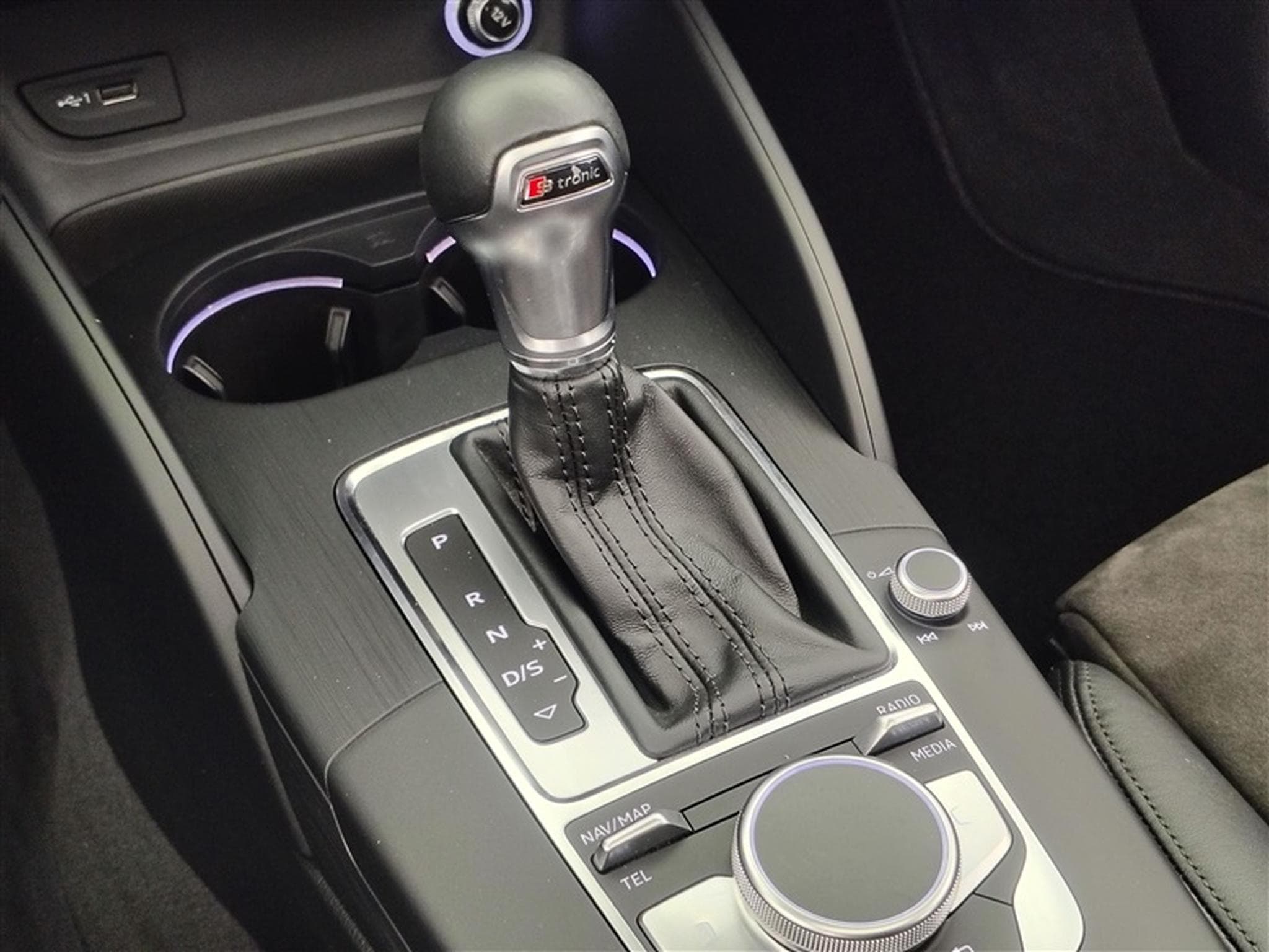 Audi A3 35 TFSI 150cv S-Tronic Advanced (2019) - Foto 12