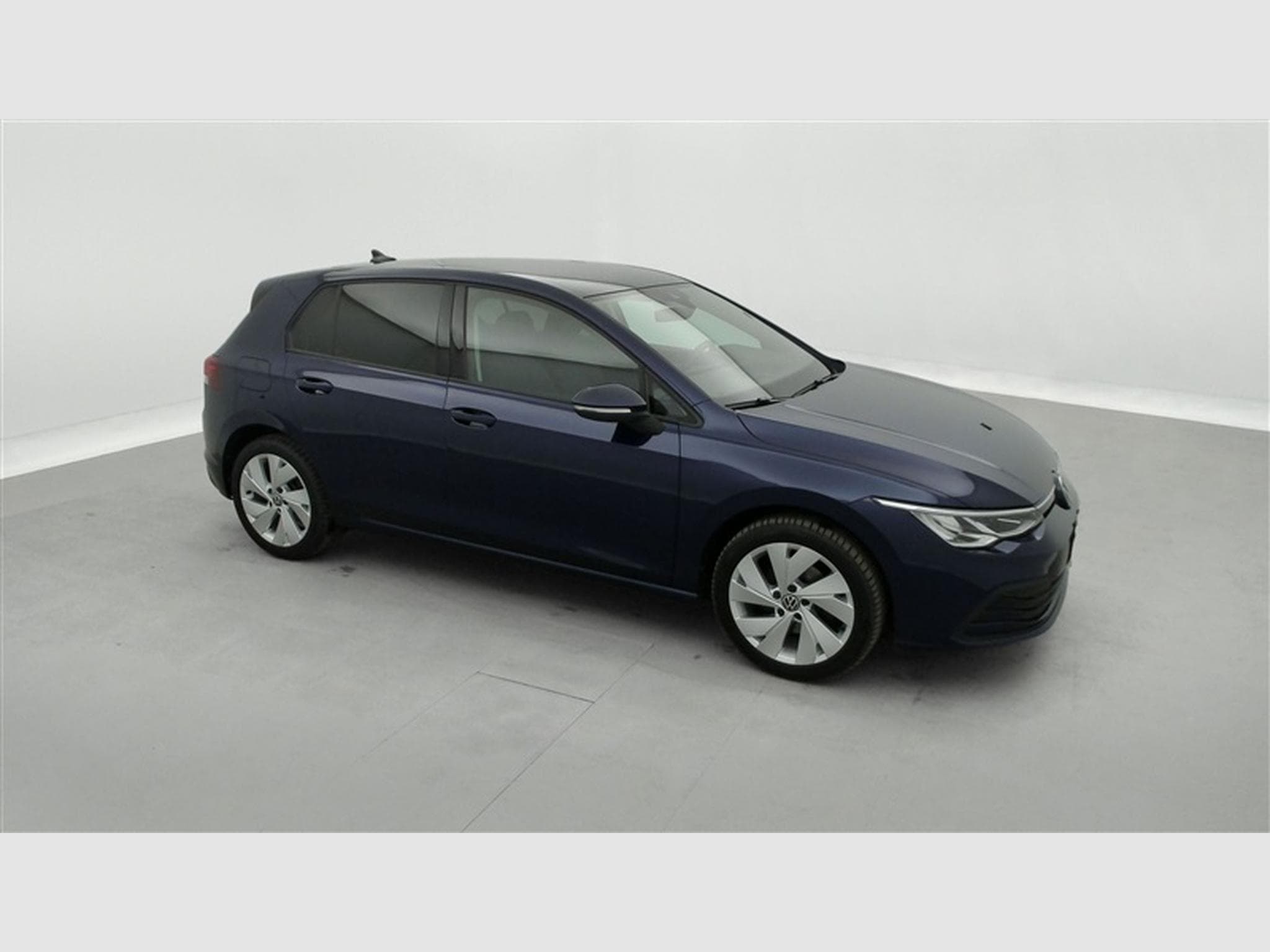 VW Golf 1.0 eTSI Life DSG NAVI / FULL LED / CARPLAY (2023) - Foto 23
