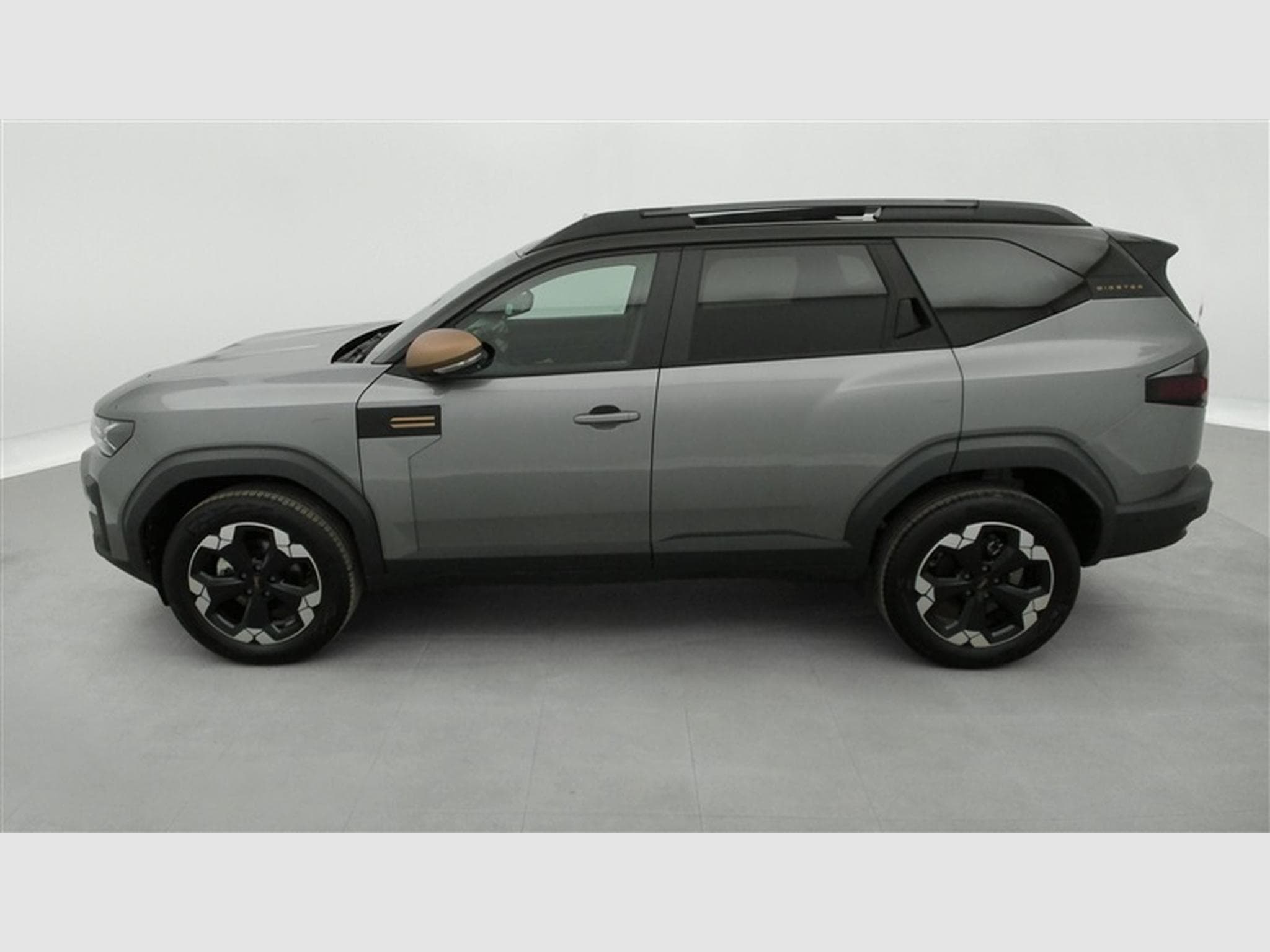 Dacia Bigster Mild Hybrid 140cv Extreme NAVI / CAMERA / TO PANO (2026) - Foto 3