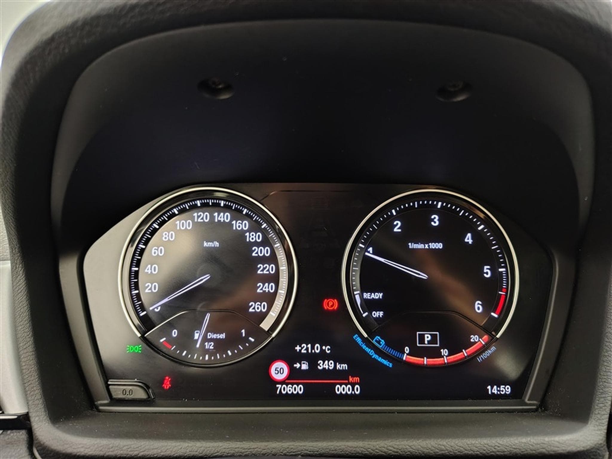 BMW X1 1.5 dA sDrive16 NAVI / CUIR / CLIM (2021) - Foto 10