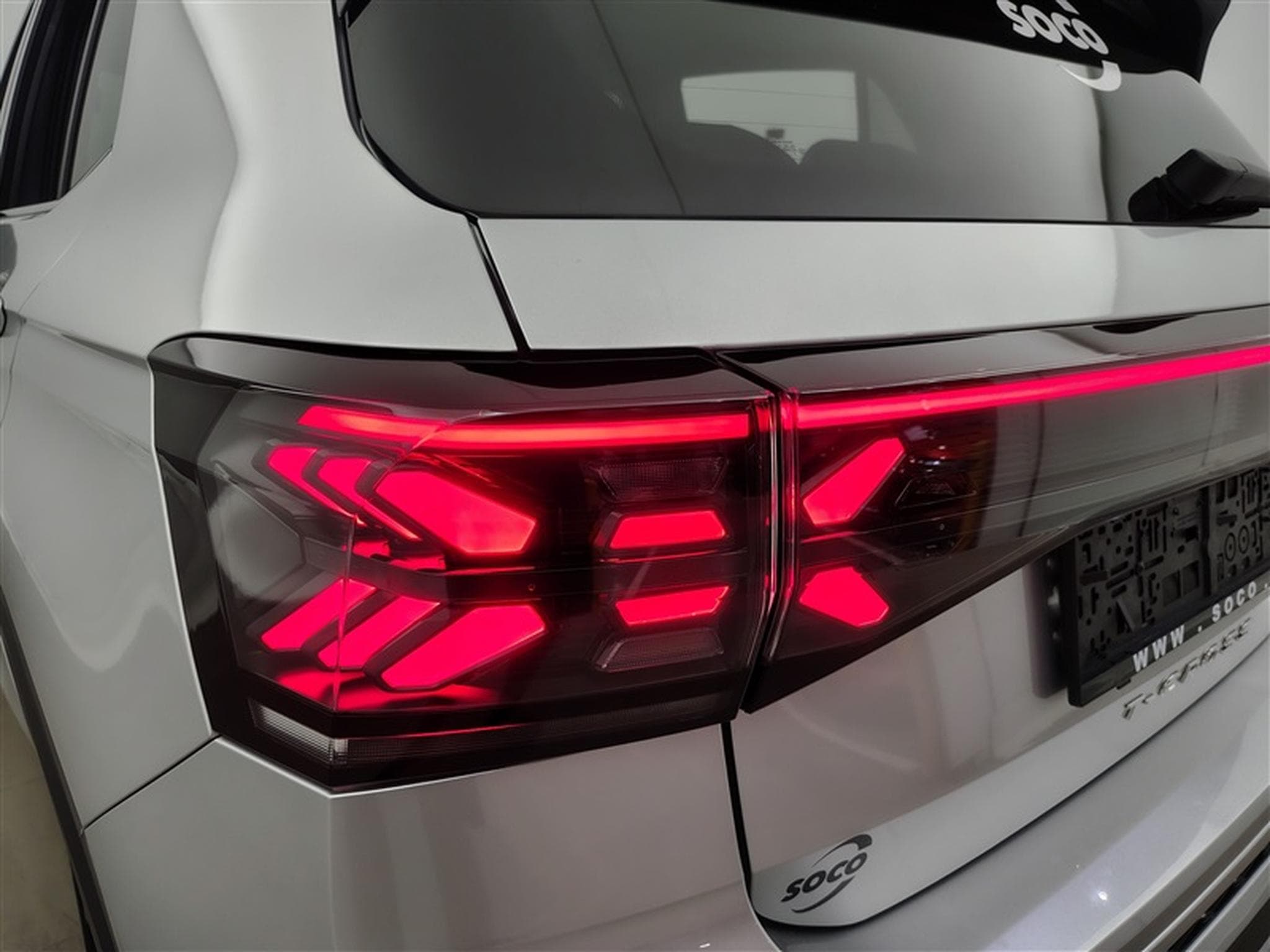 VW T-Cross 1.0 TSI 115Cv DSG7 R-Line CARPLAY / CAMERA / FULL LED (2025) - Foto 16