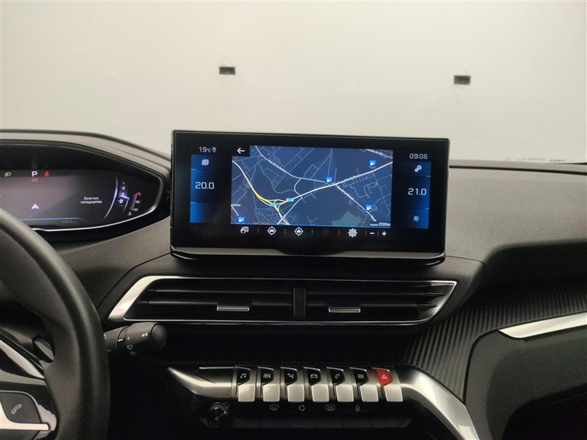 Peugeot 5008 1.2 PureTech 130cv EAT8 Active Pack 7pl. NAVI / FULL LED (2022) - Foto 11