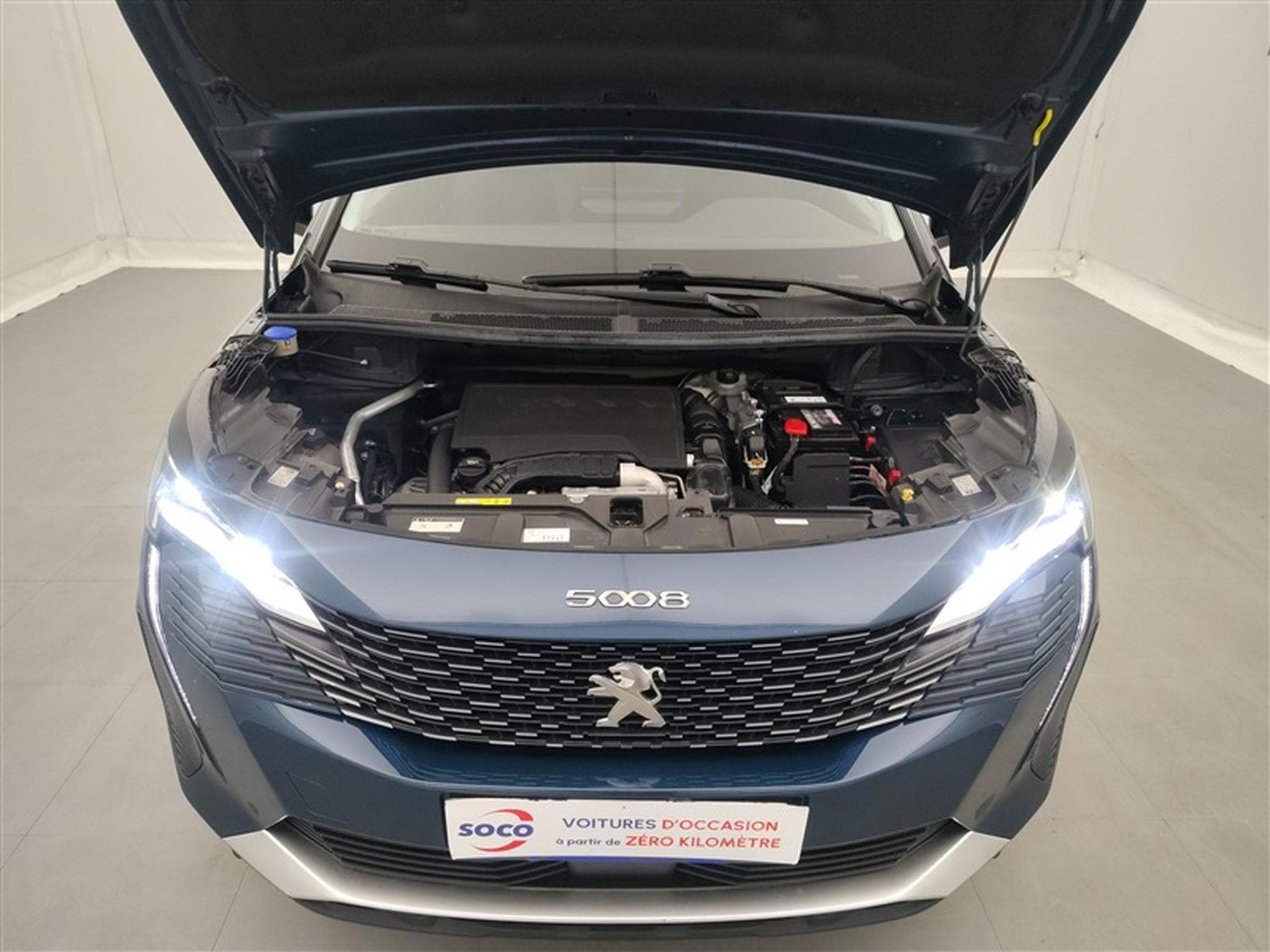 Peugeot 5008 1.2 PureTech 130cv EAT8 Active Pack 7pl. NAVI / FULL LED (2022) - Foto 19