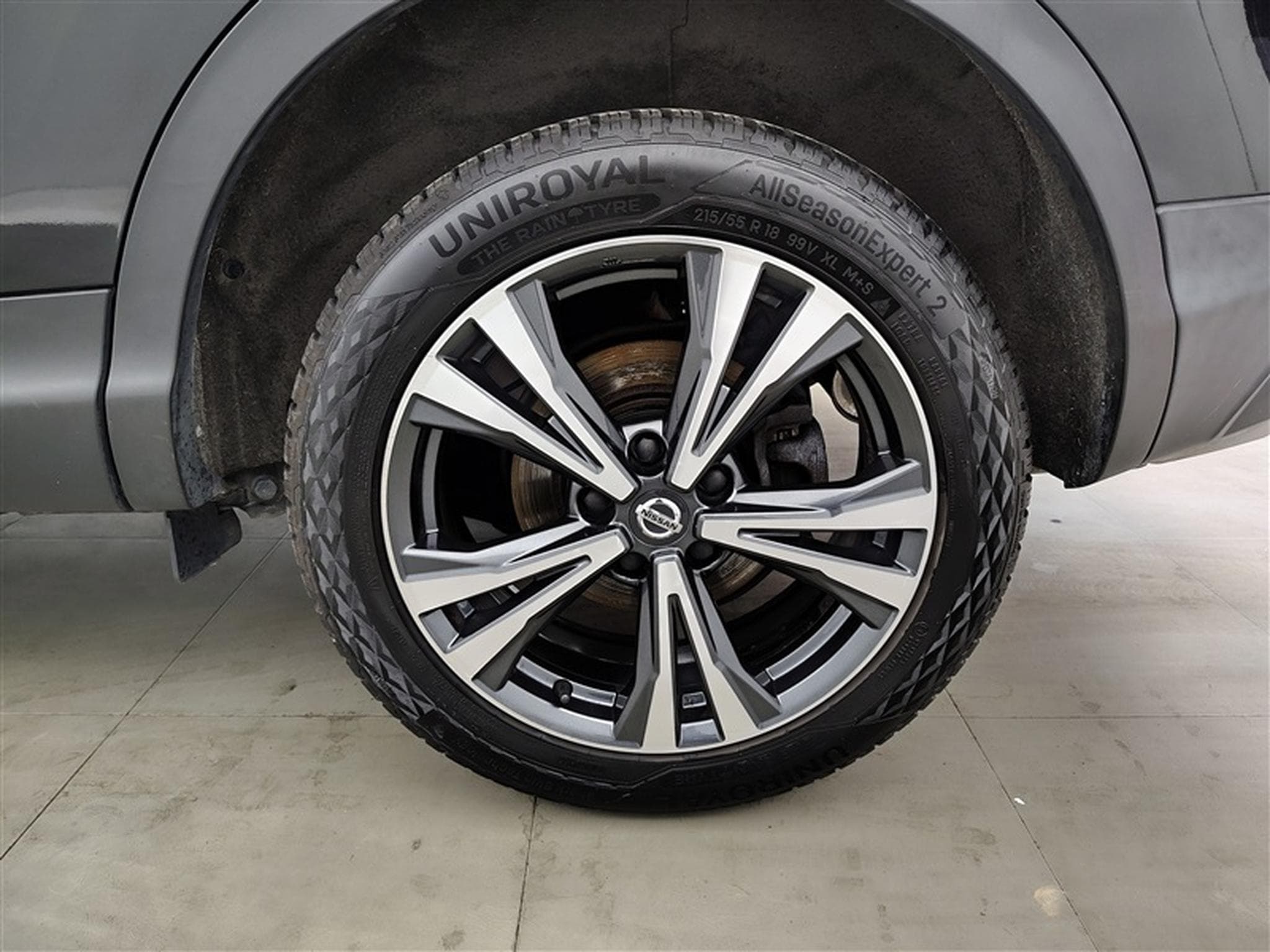 Nissan Qashqai 1.3 DIG-T N-Connecta NAVI / TOIT PANO / CAMERA (2019) - Foto 6