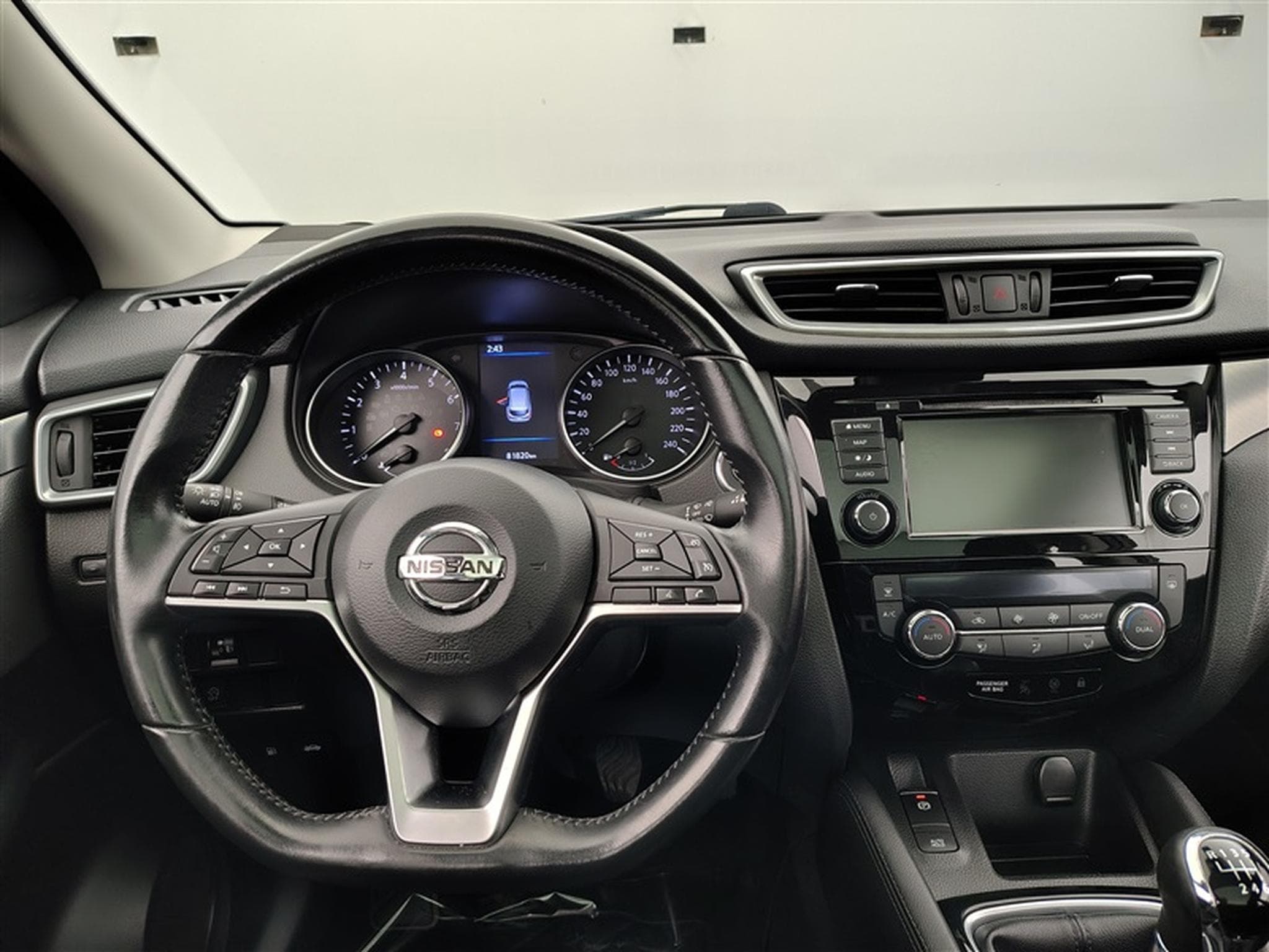 Nissan Qashqai 1.3 DIG-T N-Connecta NAVI / TOIT PANO / CAMERA (2019) - Foto 9