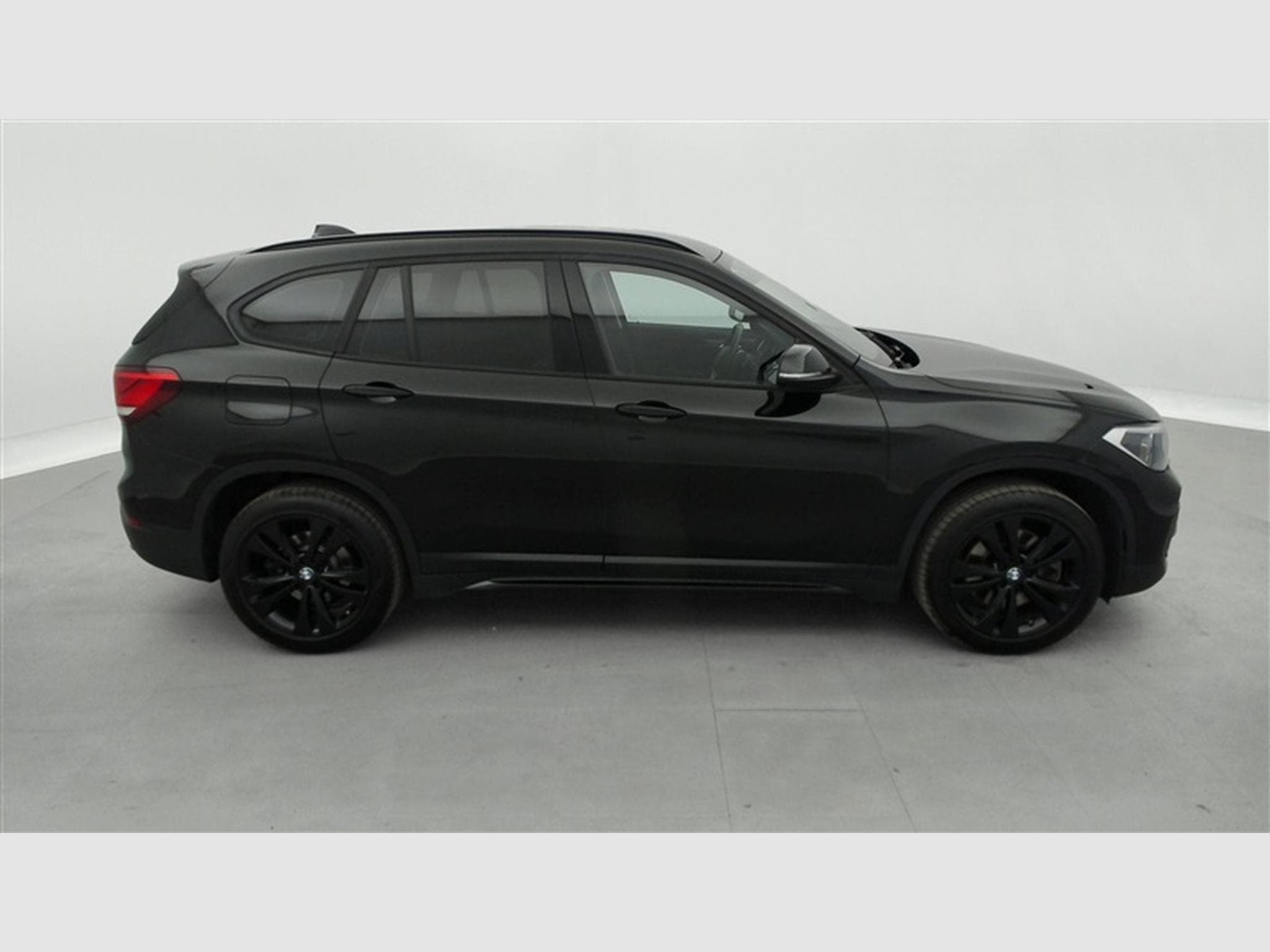 BMW X1 2.0 dAS sDrive20 NAVI / CUIR SPORT / FULL LED (2022) - Photo 25