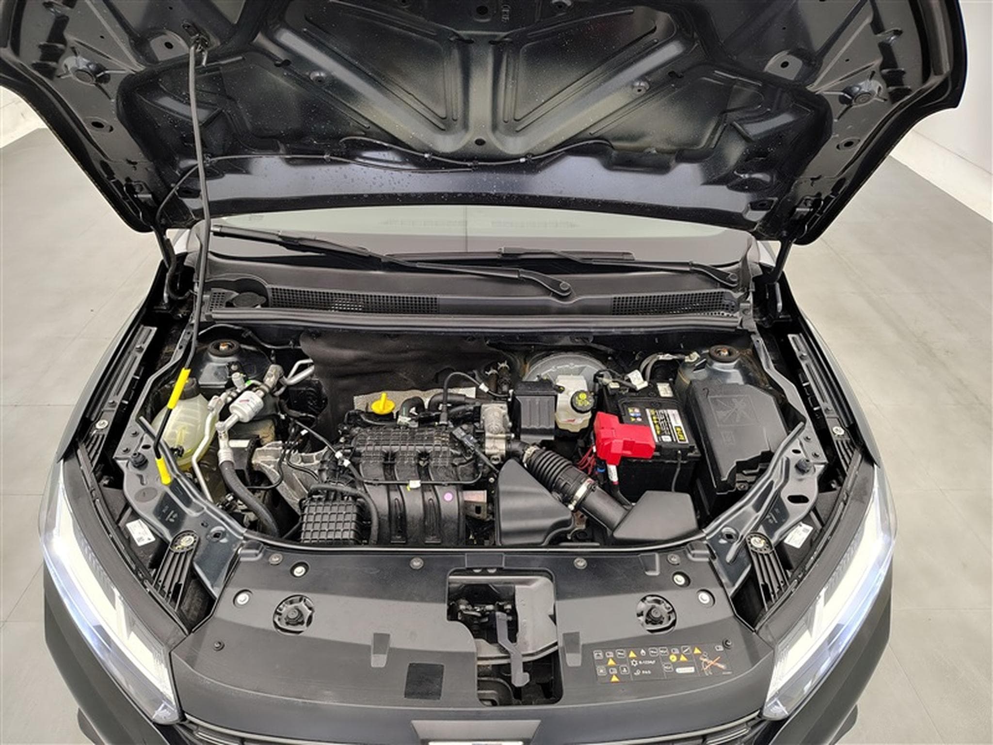 Dacia Sandero 1.0i SCe Comfort CARPLAY / FULL LED / PDC AR (2022) - Foto 18