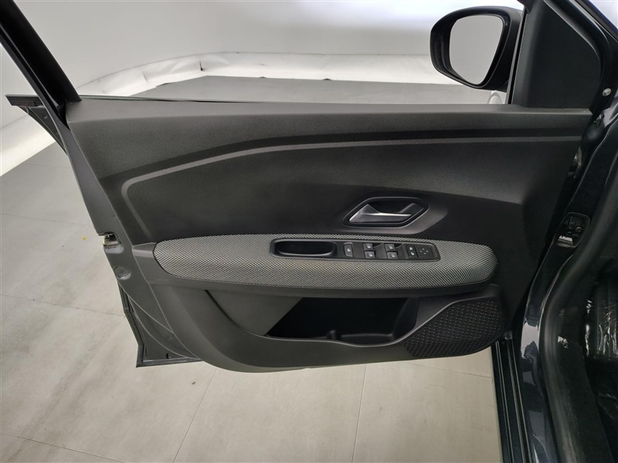 Dacia Sandero 1.0i SCe Comfort CARPLAY / FULL LED / PDC AR (2022) - Foto 17
