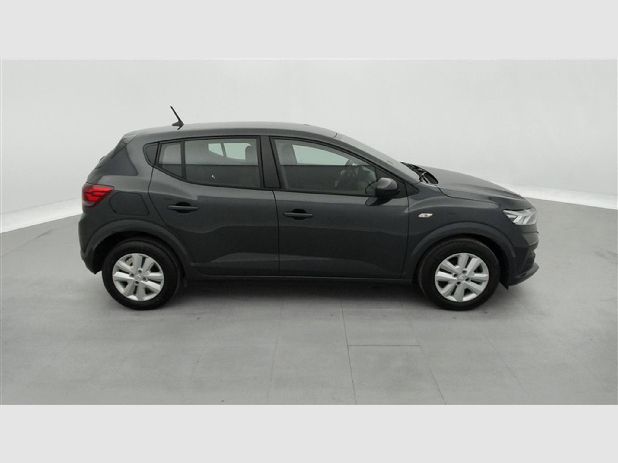 Dacia Sandero 1.0i SCe Comfort CARPLAY / FULL LED / PDC AR (2022) - Foto 23