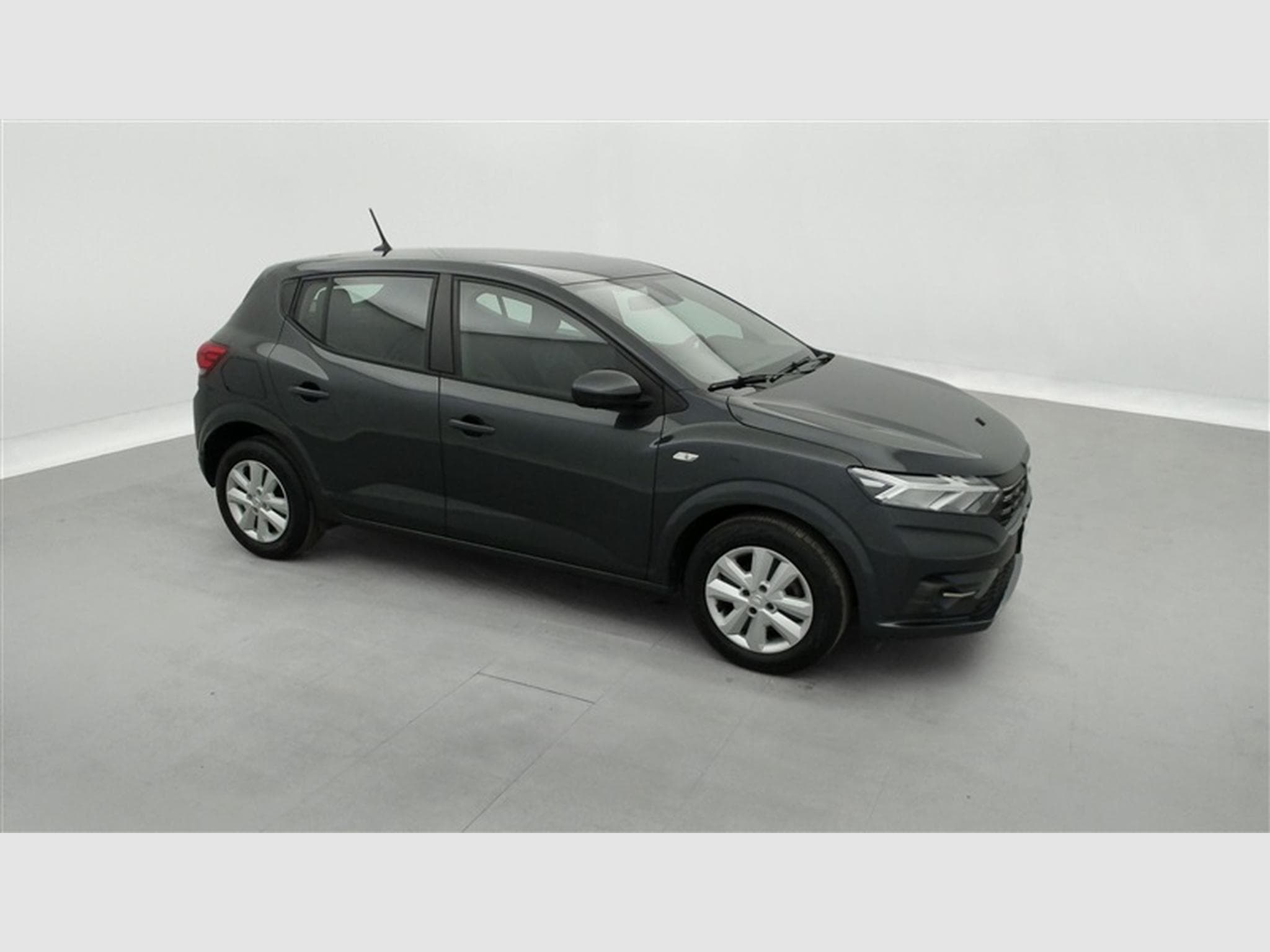 Dacia Sandero 1.0i SCe Comfort CARPLAY / FULL LED / PDC AR (2022) - Foto 22