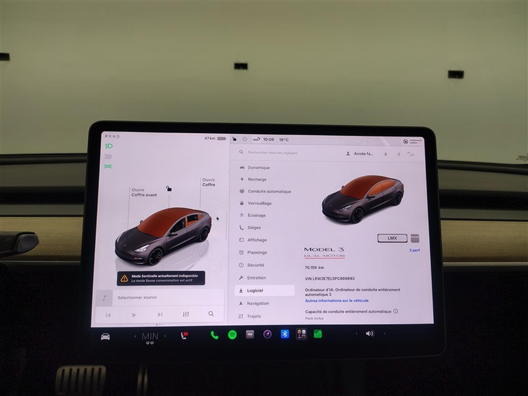 Tesla Model 3 Dual Motor AWD NAVI / FULL LED / PANO / CAMERA 360° / JA 20" (2023) - Foto 10