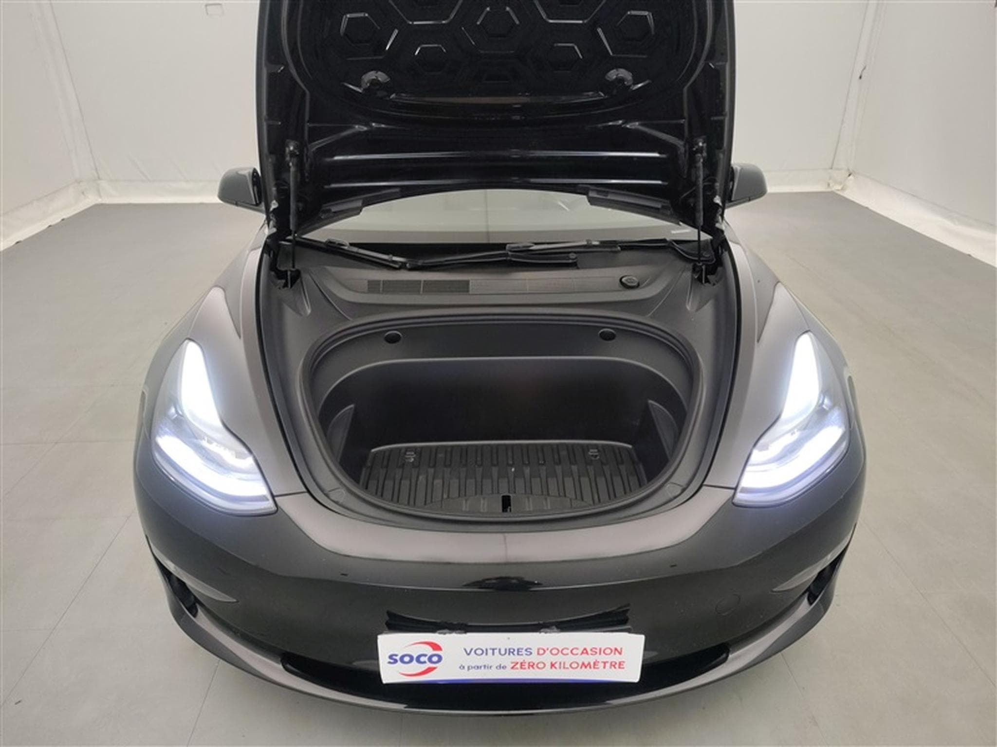 Tesla Model 3 Dual Motor AWD NAVI / FULL LED / PANO / CAMERA 360° / JA 20" (2023) - Foto 21