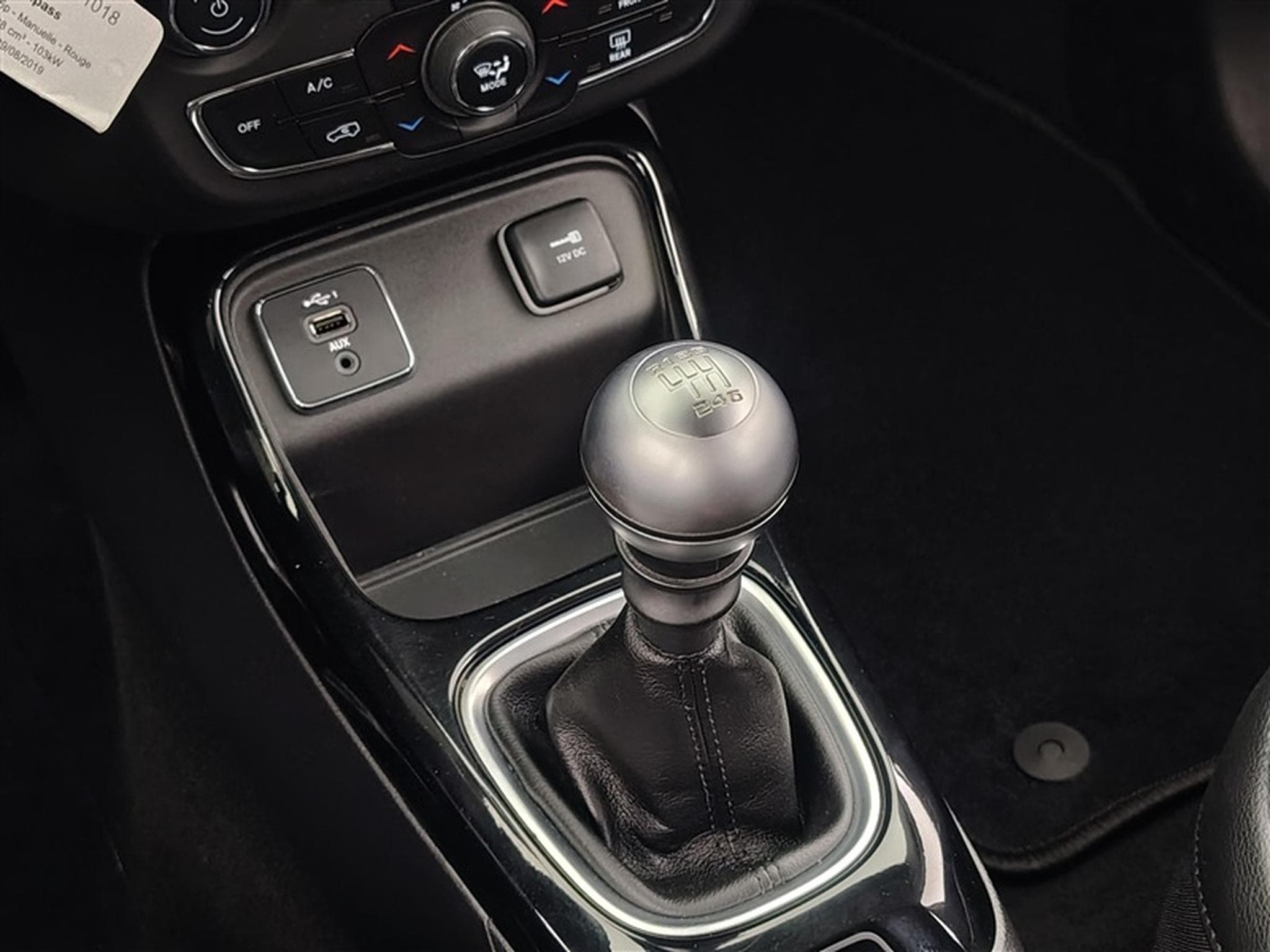 Jeep Compass 1.4 Turbo 140cv Longitude NAVI / CUIR PARTIEL / CAMERA (2019) - Photo 12
