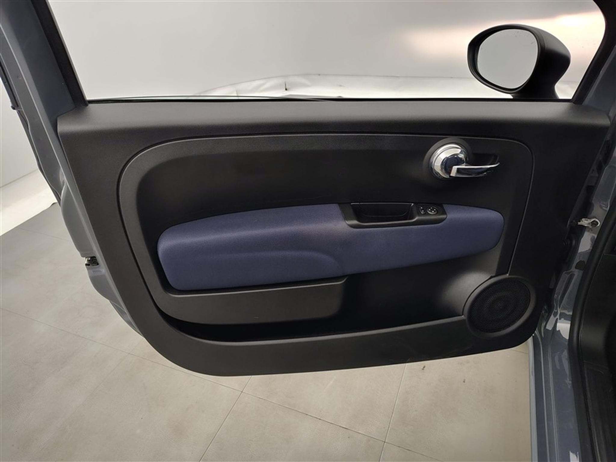 Fiat 500 1.0i MHEV Cult (2022) - Photo 17