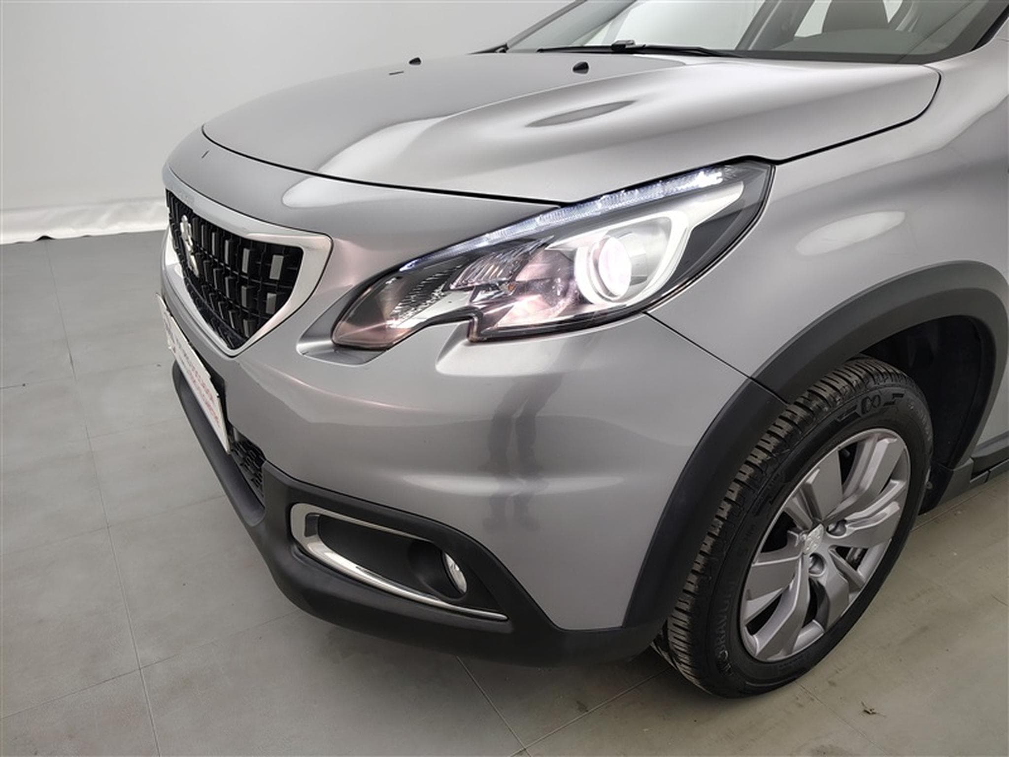 Peugeot 2008 1.2i PureTech Signature S&S (EU6.2) (2019) - Photo 15