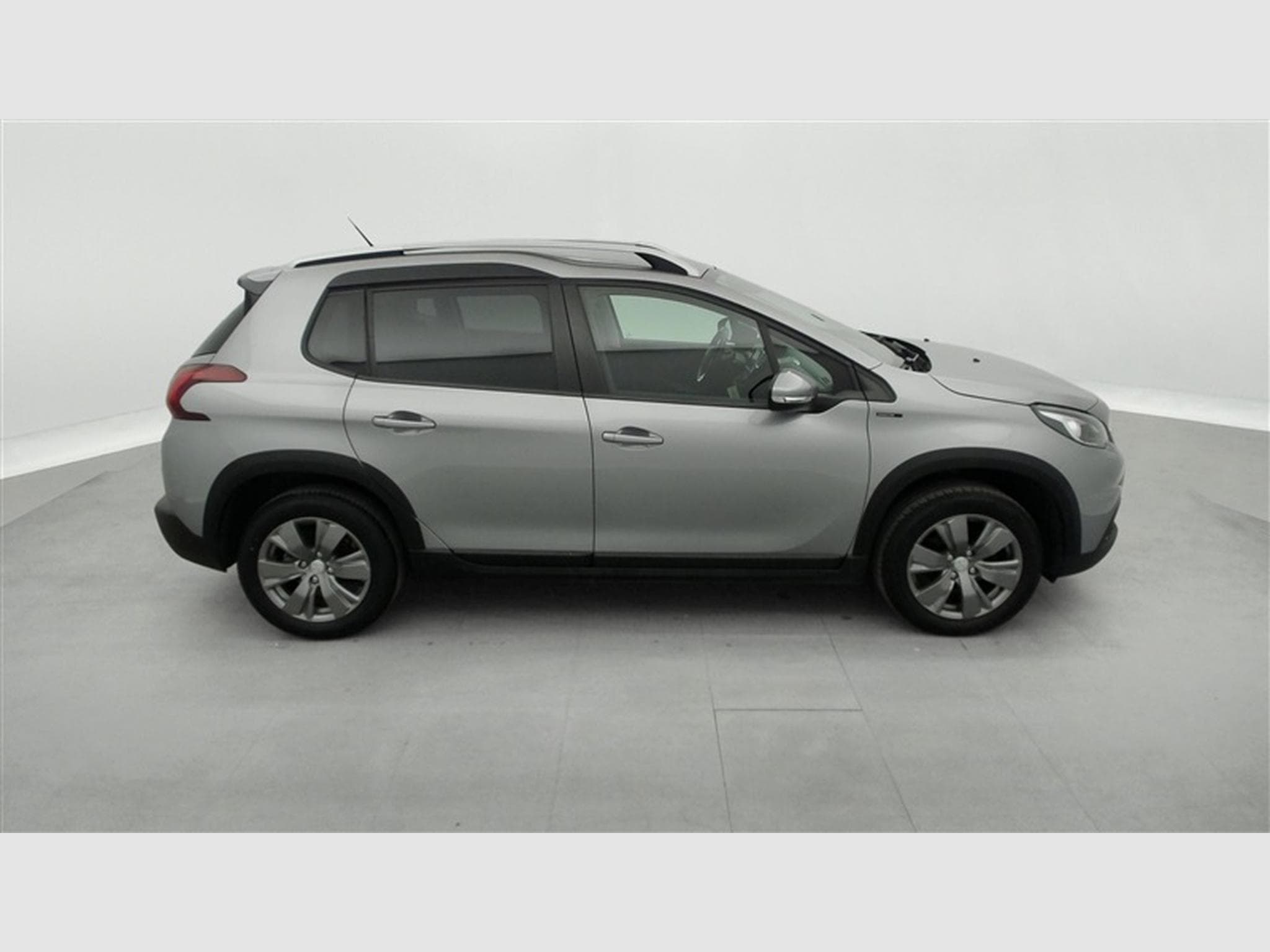 Peugeot 2008 1.2i PureTech Signature S&S (EU6.2) (2019) - Photo 24