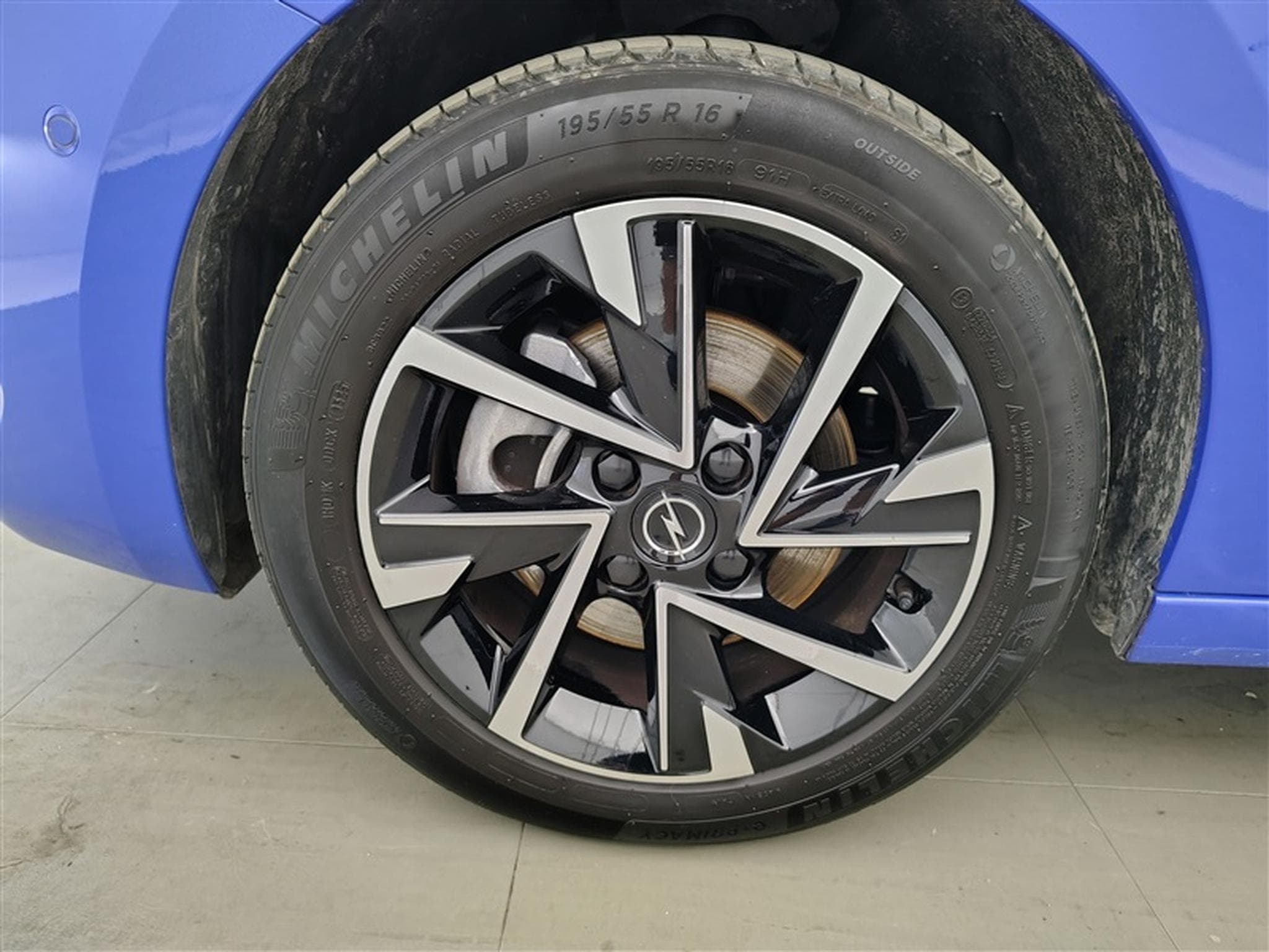 Opel Corsa 1.2 Turbo 100cv GS NAVI / FULL LED / CAMERA / JA 16" (2025) - Photo 6
