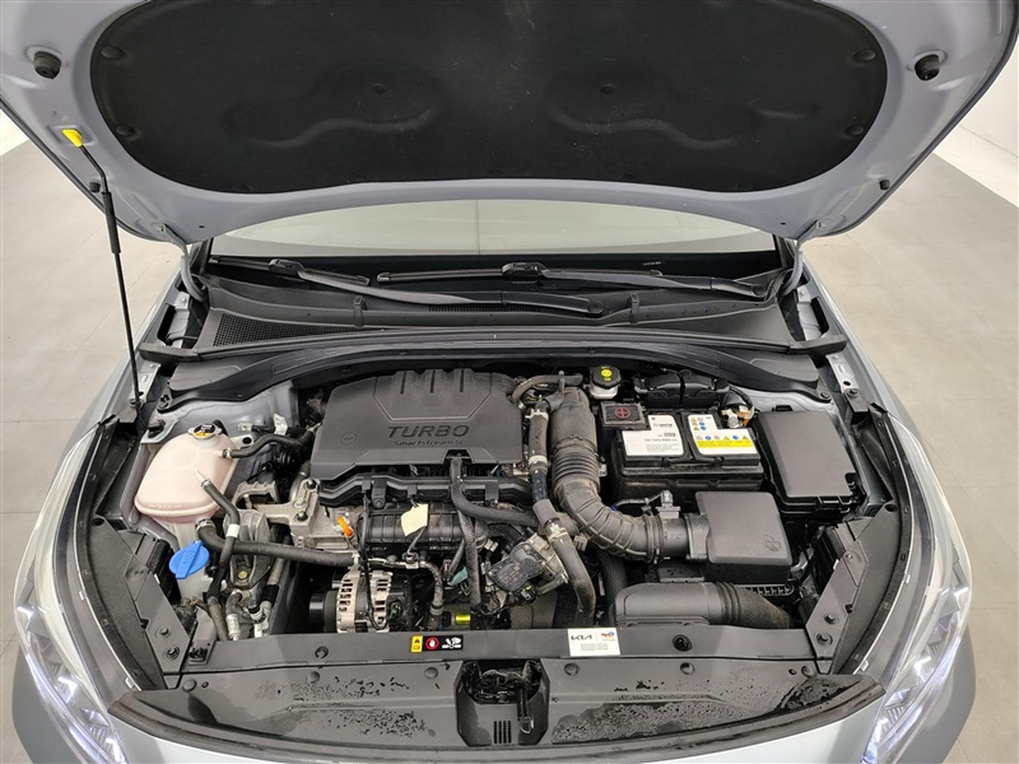 Kia XCeed 1.0 T-GDi 120cv Pulse NAVI 8" / FULL LED / CAMERA / JA 16" (2024) - Photo 20