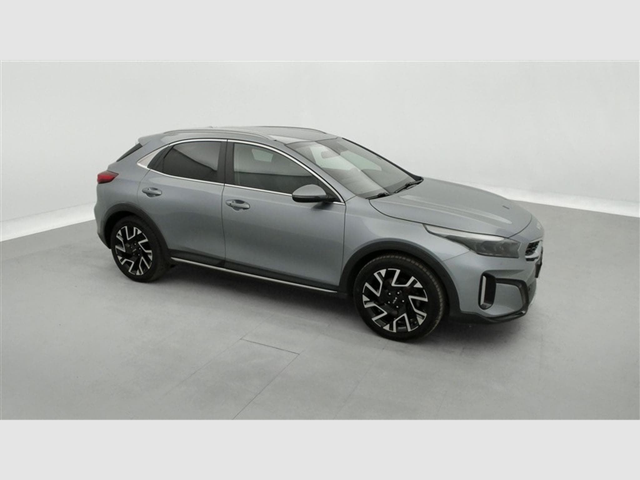 Kia XCeed 1.0 T-GDi 120cv Pulse NAVI 8" / FULL LED / CAMERA / JA 16" (2024) - Photo 24