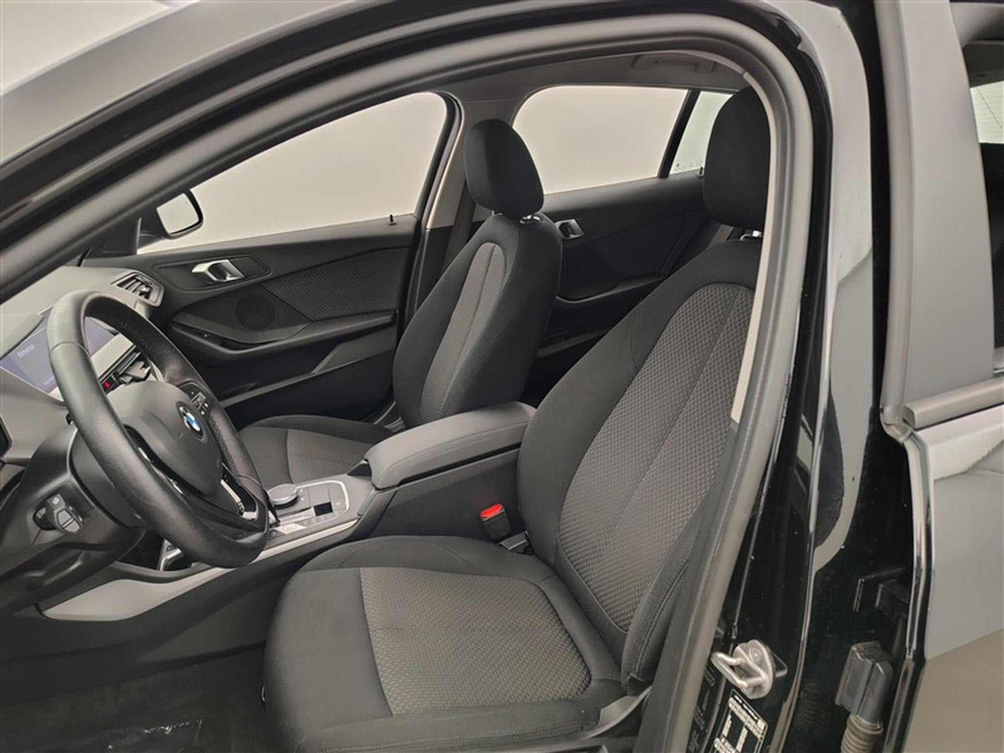 BMW 116 dA AdBlue (EU6AP) (2022) - Photo 7