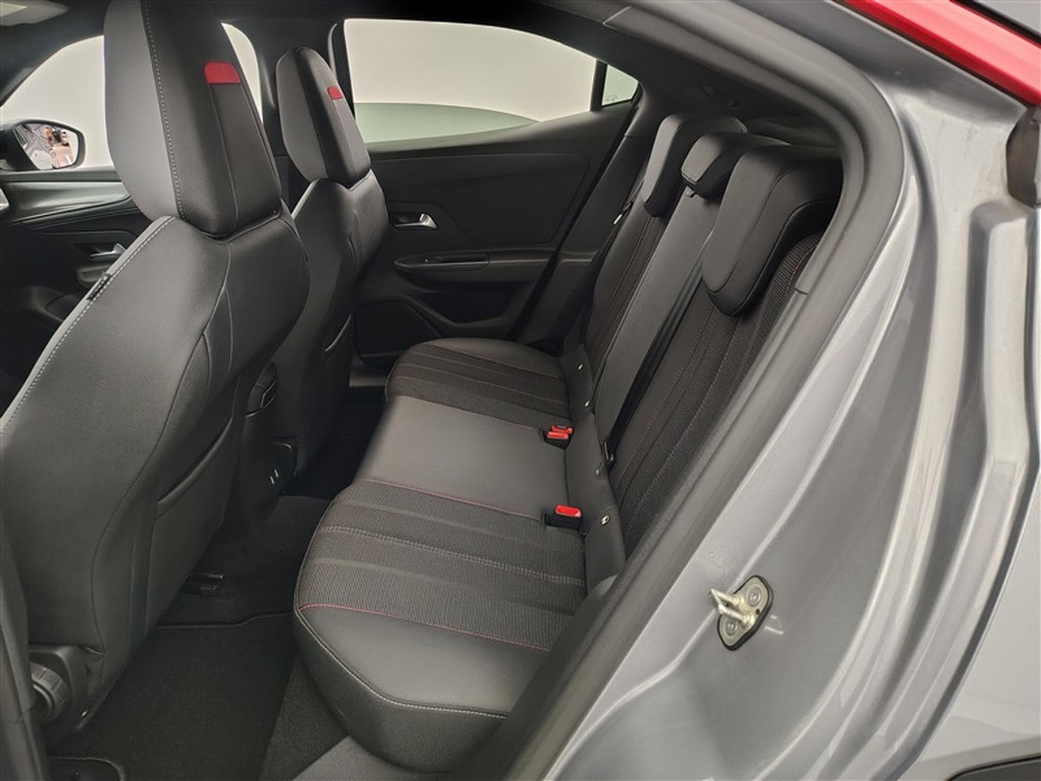 Opel Mokka 1.2 Turbo GS Line S/S (EU6.4AP) (2022) - Photo 13