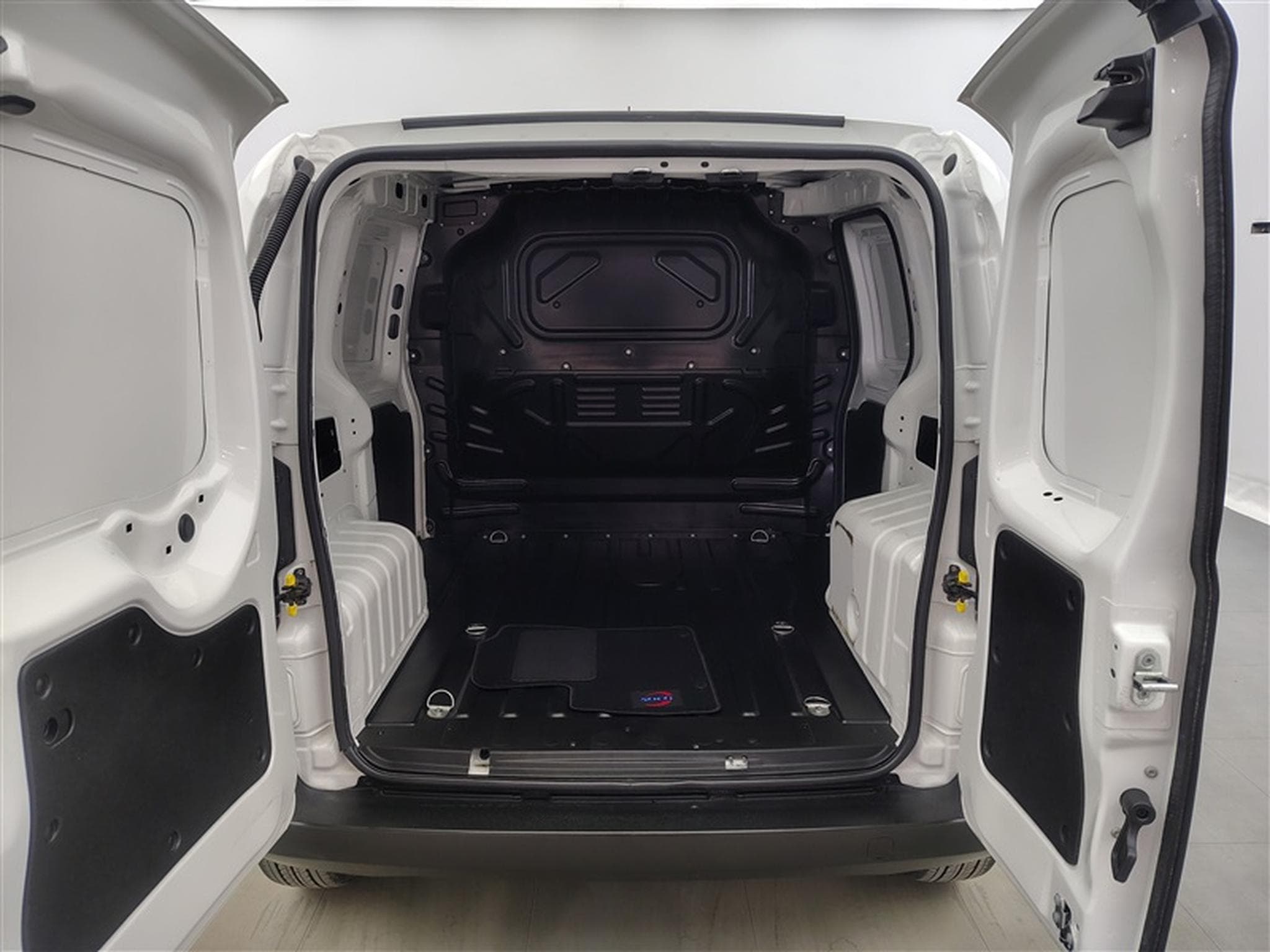Fiat Fiorino 1.3 Multijet SX NAVI / CLIM (2022) - Photo 14