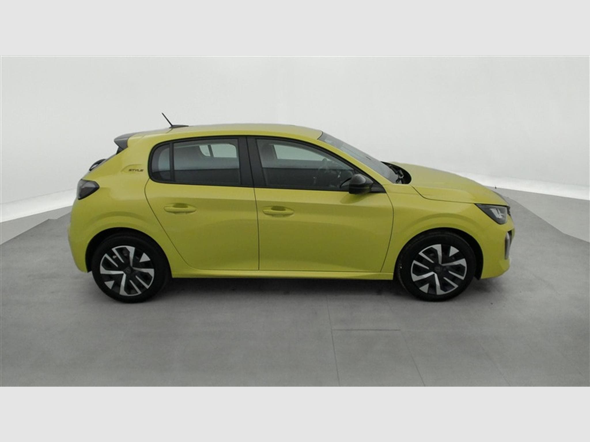 Peugeot 208 1.2i PureTech 100cv Style CARPLAY / FULL LED / PDC AR (2025) - Photo 24