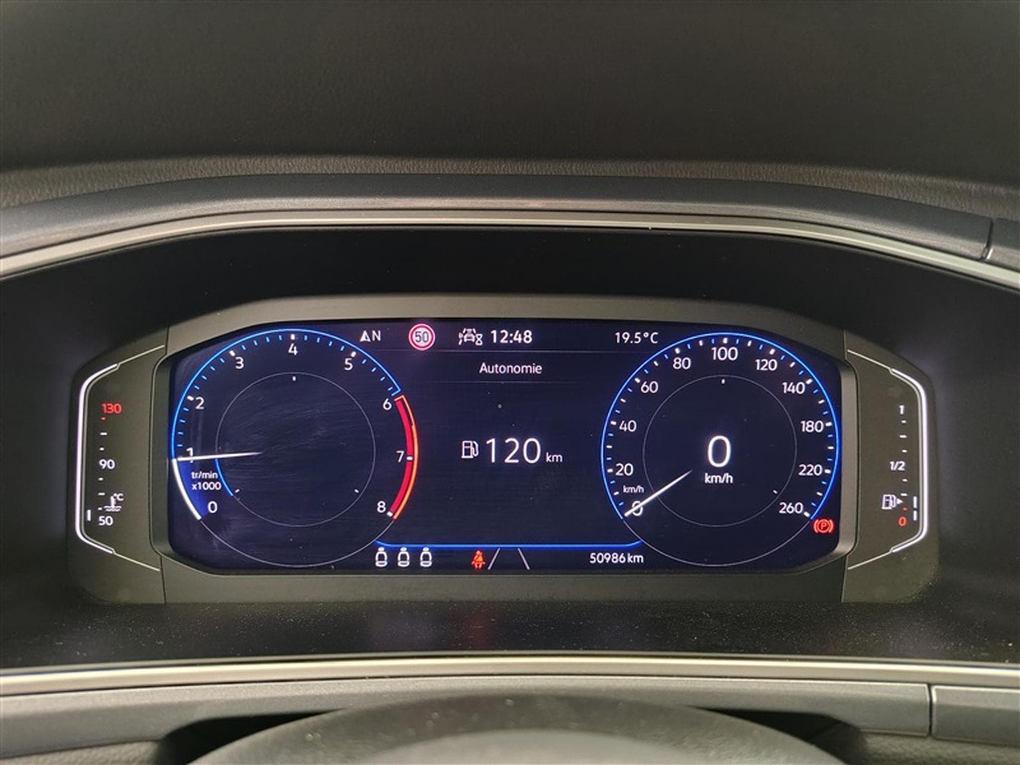 VW T-Roc 1.0 TSI Style *NAVI/CARPLAY/FULL LED/T.PANO/HIFI* (2022) - Photo 10