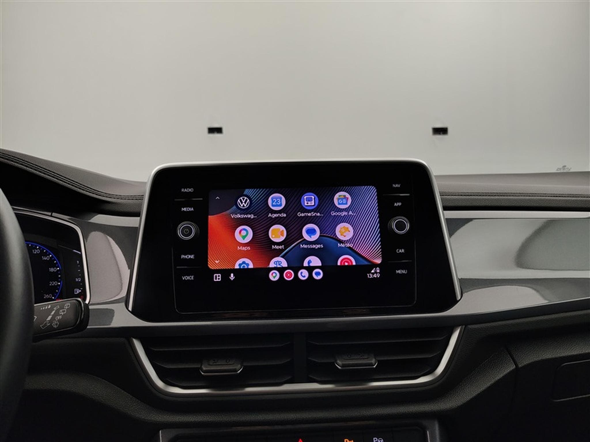 VW T-Roc 1.0 TSI Style *NAVI/CARPLAY/FULL LED/T.PANO/HIFI* (2022) - Photo 21