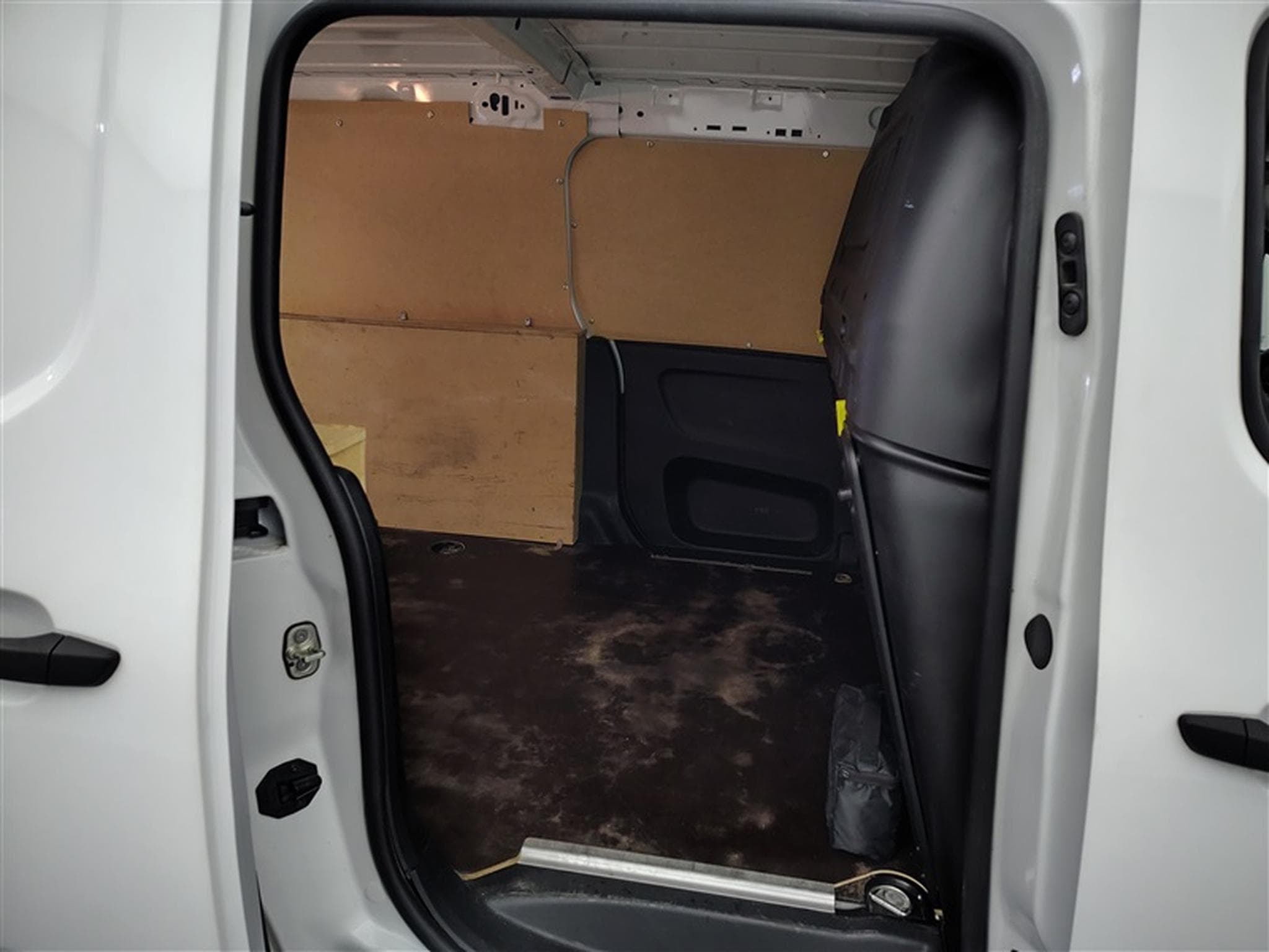 Opel Combo 1.5 TD L2H1 3pl. NAVI / PDC AR (2022) - Photo 13
