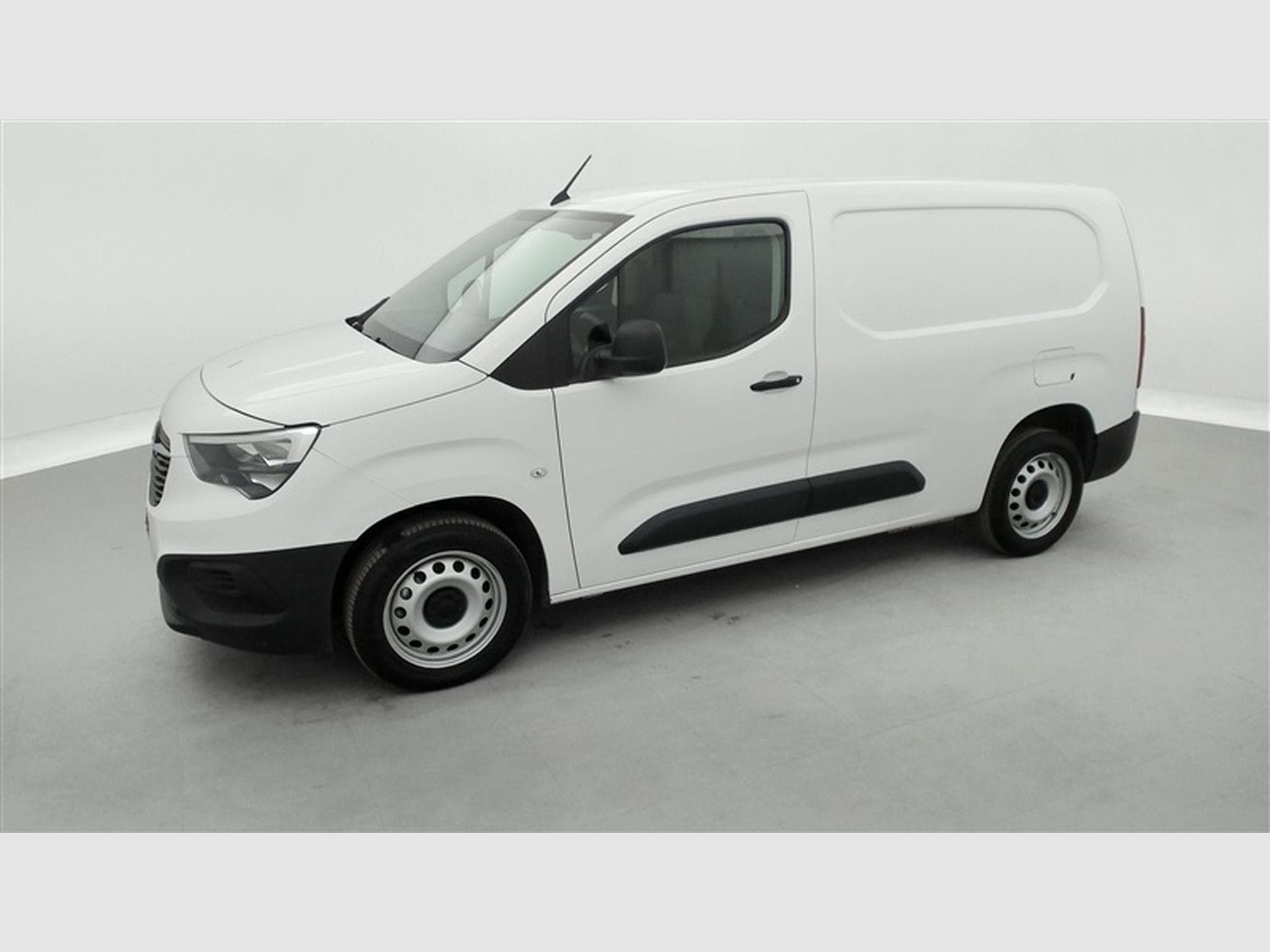 Opel Combo 1.5 TD L2H1 3pl. NAVI / PDC AR (2022) - Photo 21