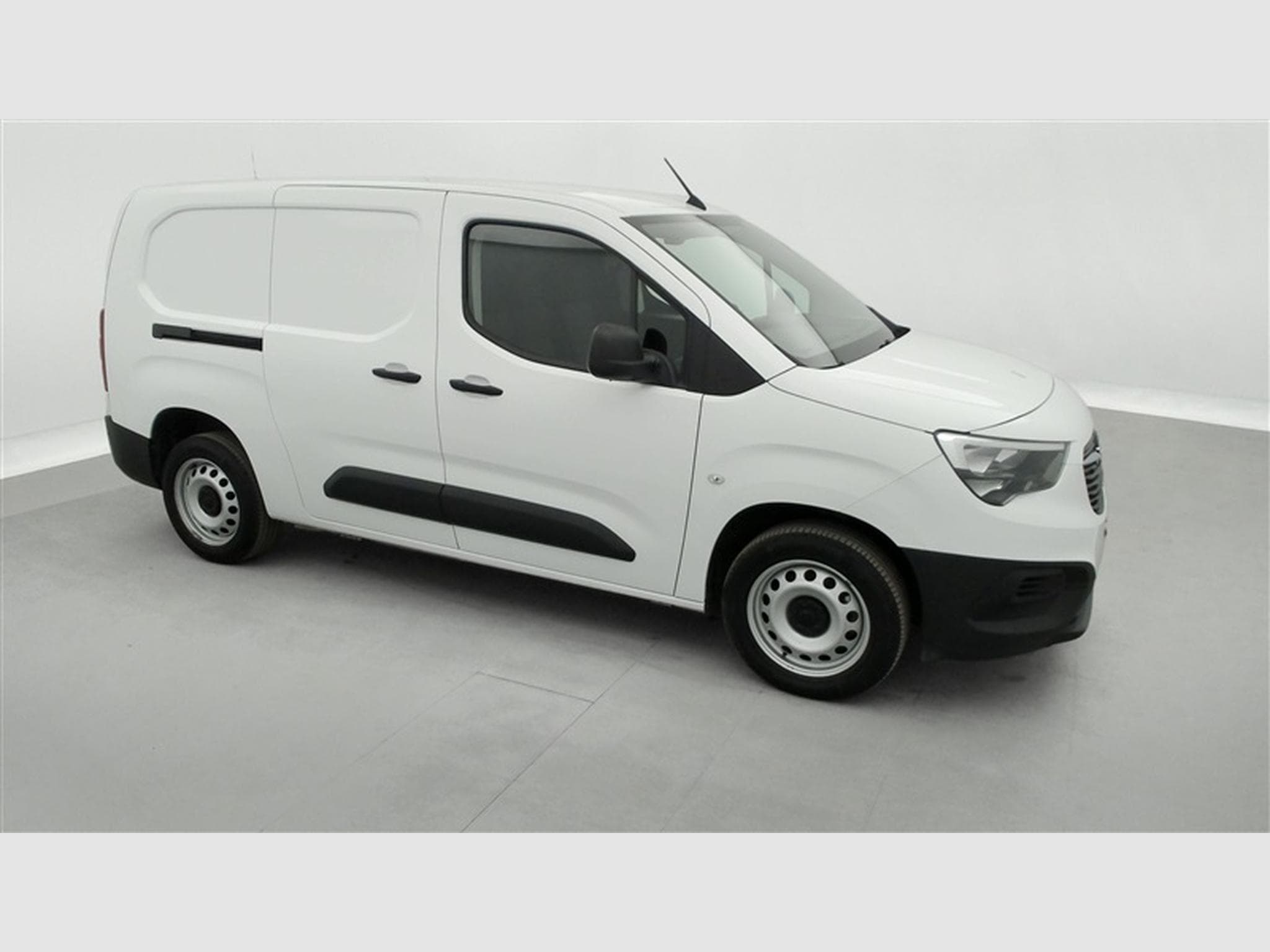 Opel Combo 1.5 TD L2H1 3pl. NAVI / PDC AR (2022) - Photo 23