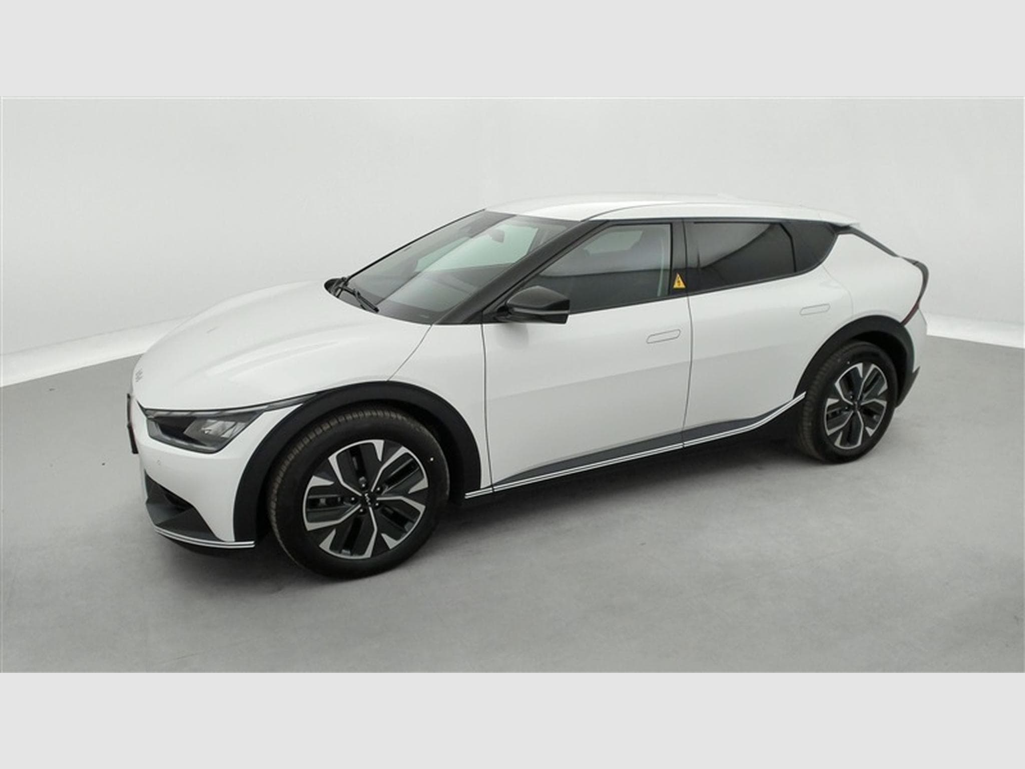 Kia EV6 58.0 kWh RWD Air Navi / Led / PDC (2023) - Photo 20