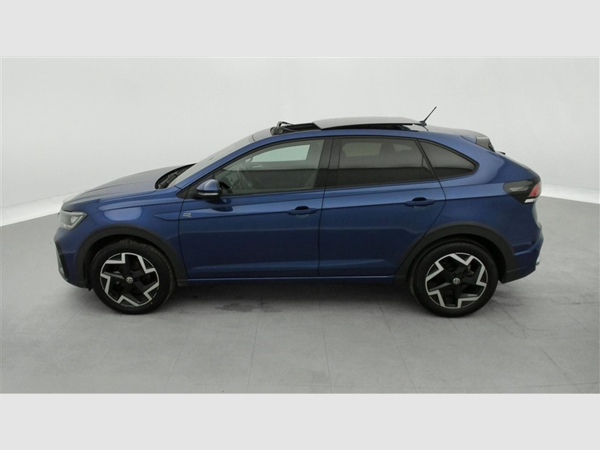 VW Taigo 1.0 TSI 115Cv R-Line CARPLAY / TO PANO / FULL LED (2025) - Photo 3