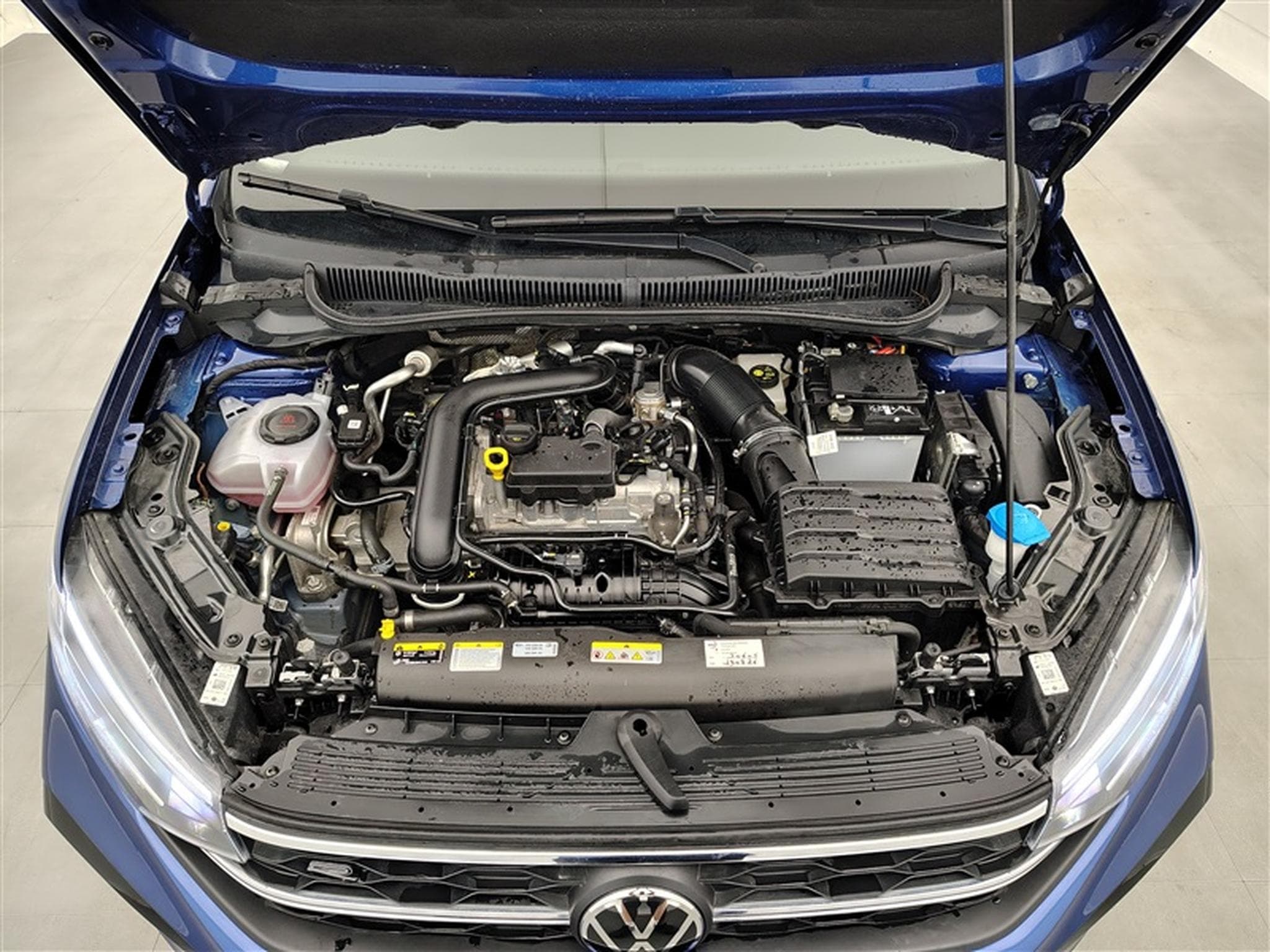 VW Taigo 1.0 TSI 115Cv R-Line CARPLAY / TO PANO / FULL LED (2025) - Photo 20