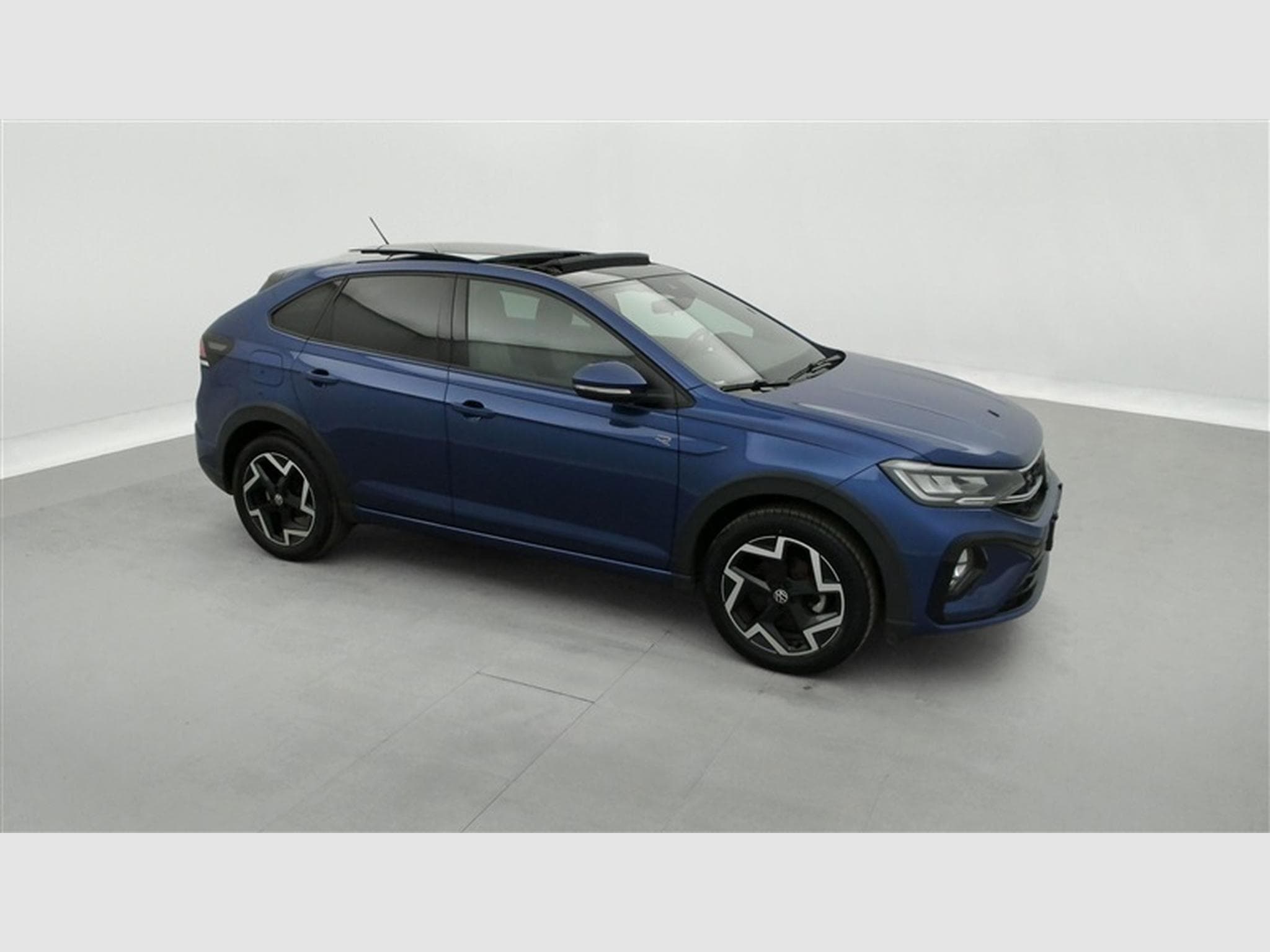 VW Taigo 1.0 TSI 115Cv R-Line CARPLAY / TO PANO / FULL LED (2025) - Photo 24
