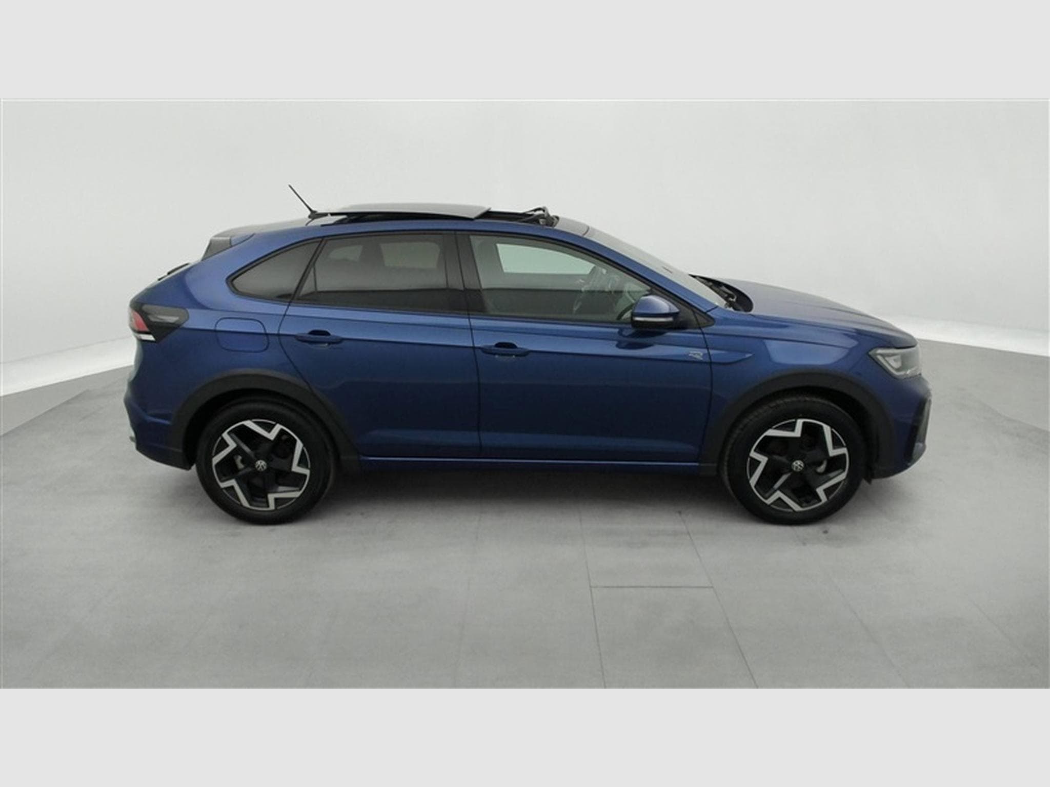 VW Taigo 1.0 TSI 115Cv R-Line CARPLAY / TO PANO / FULL LED (2025) - Photo 25