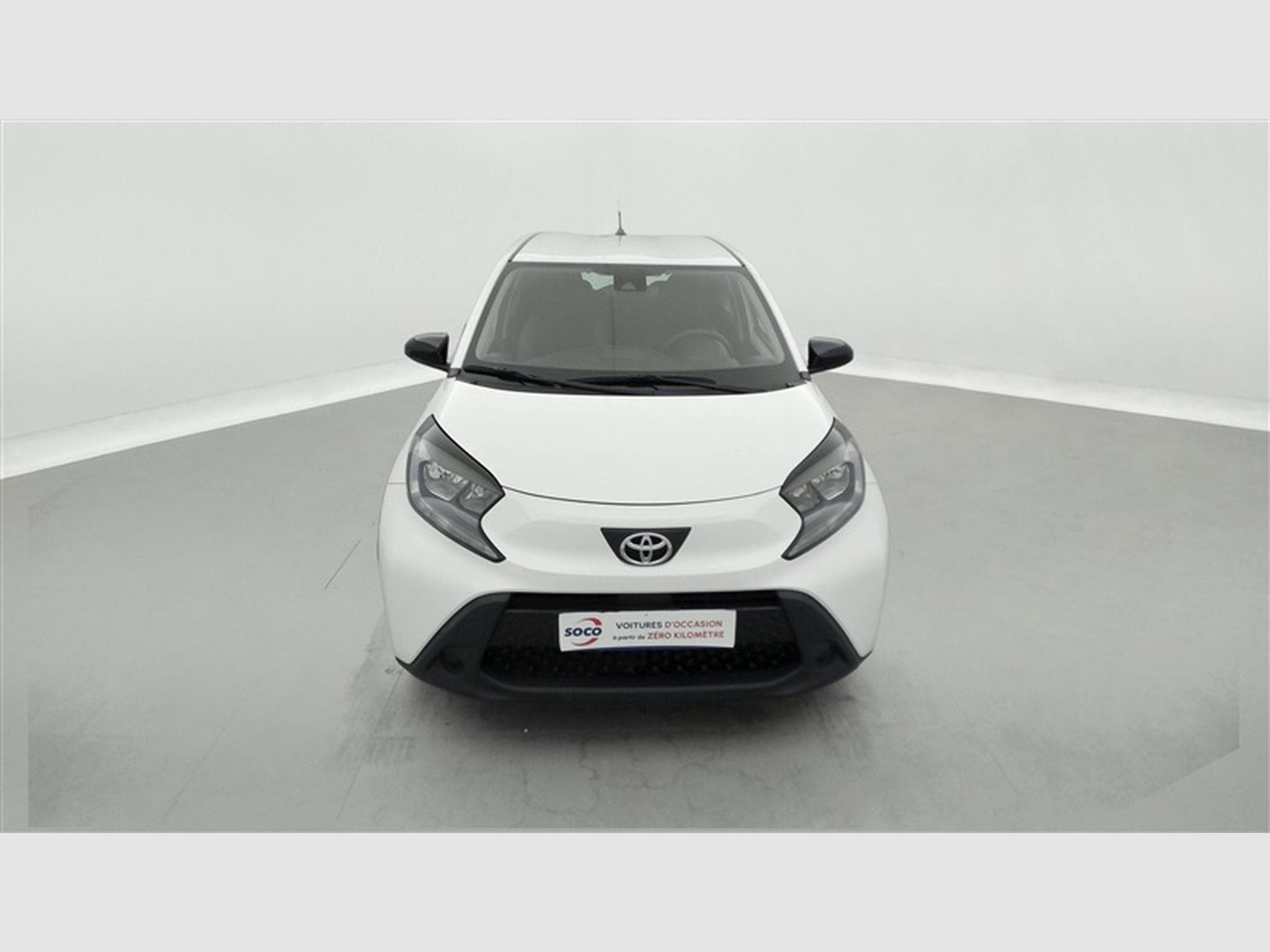 Toyota Aygo 1.0i VVT-i x-play II (2022) - Photo 4