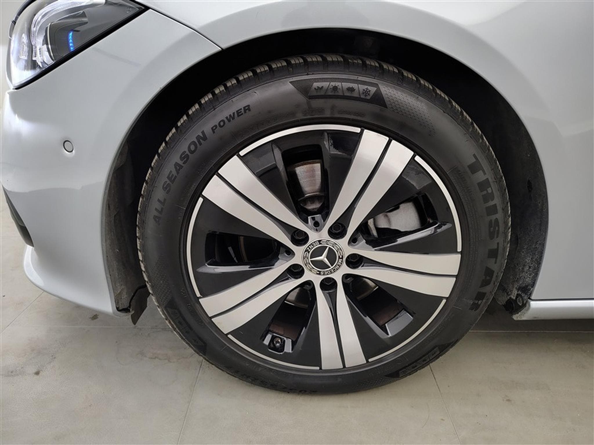 Mercedes C 200 C 200 Elegance (2022) - Photo 6