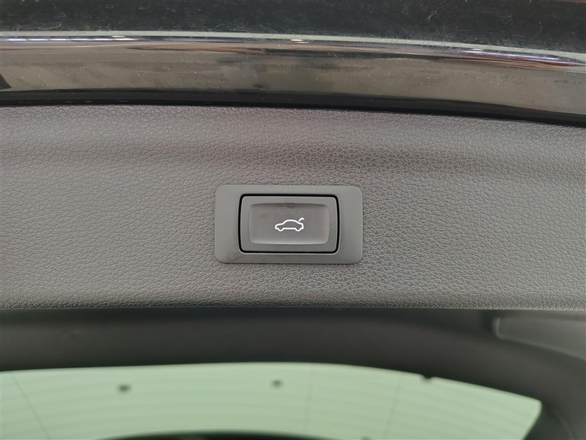 Audi Q3 35 TFSI Attraction NAVI/LED/JA17/PDC AV AR (2022) - Photo 18