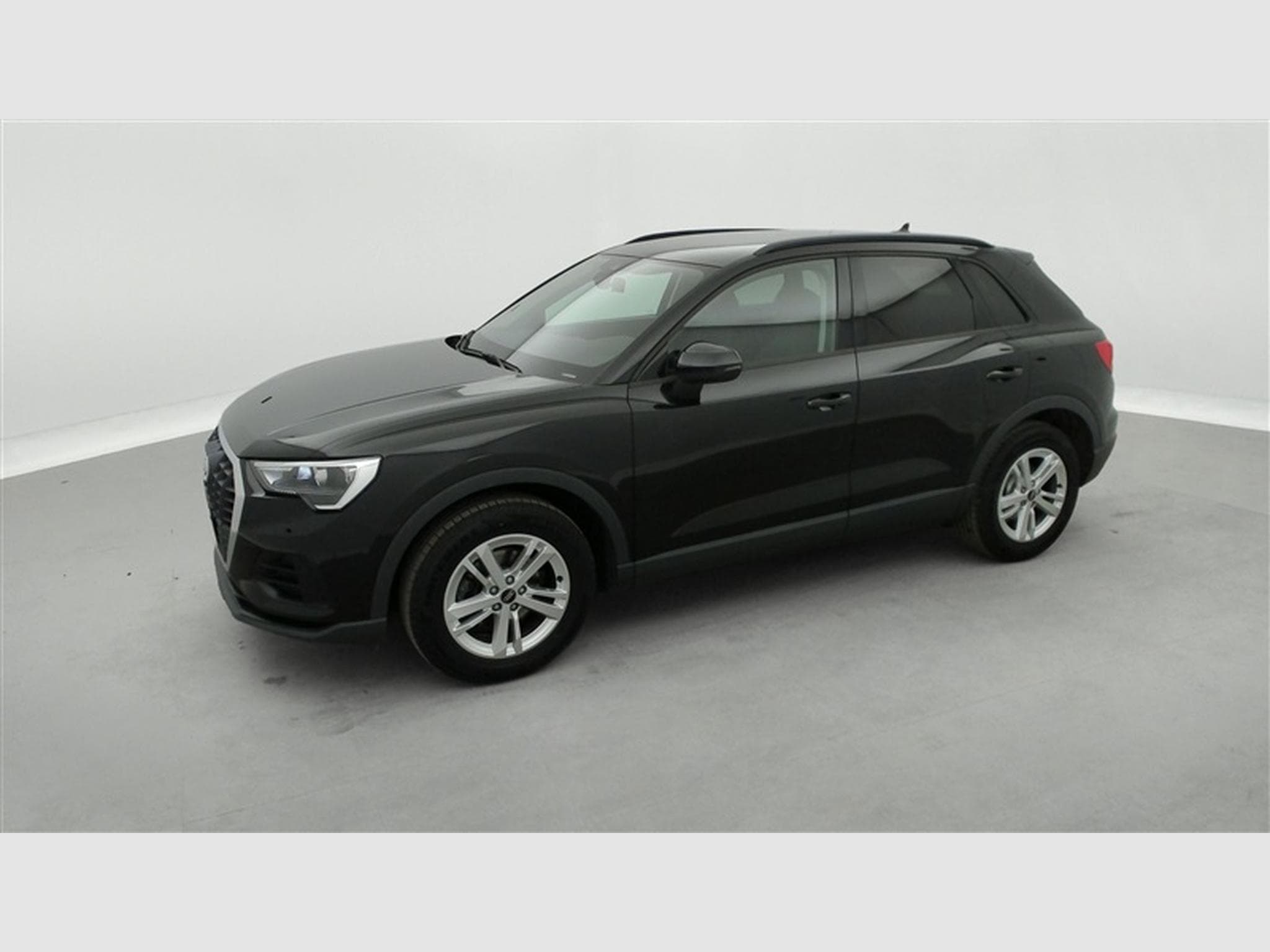 Audi Q3 35 TFSI Attraction NAVI/LED/JA17/PDC AV AR (2022) - Photo 22