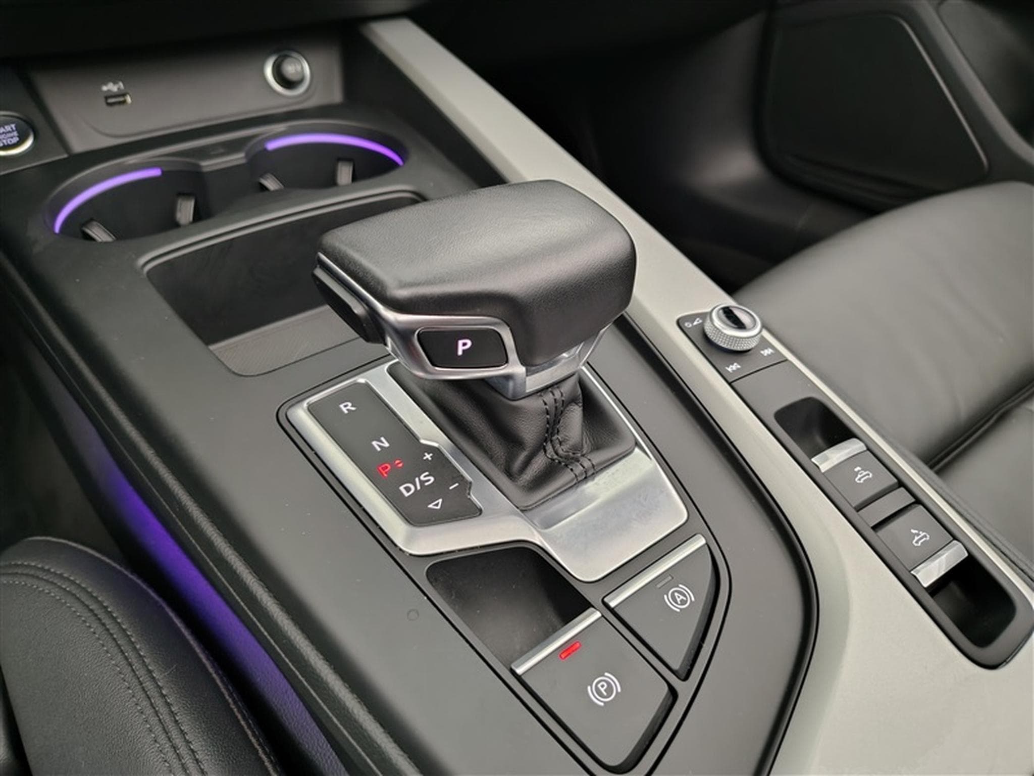 Audi A5 40 TFSI Sport CUIR / NAVI / CAMERA / CARPLAY (2022) - Photo 12