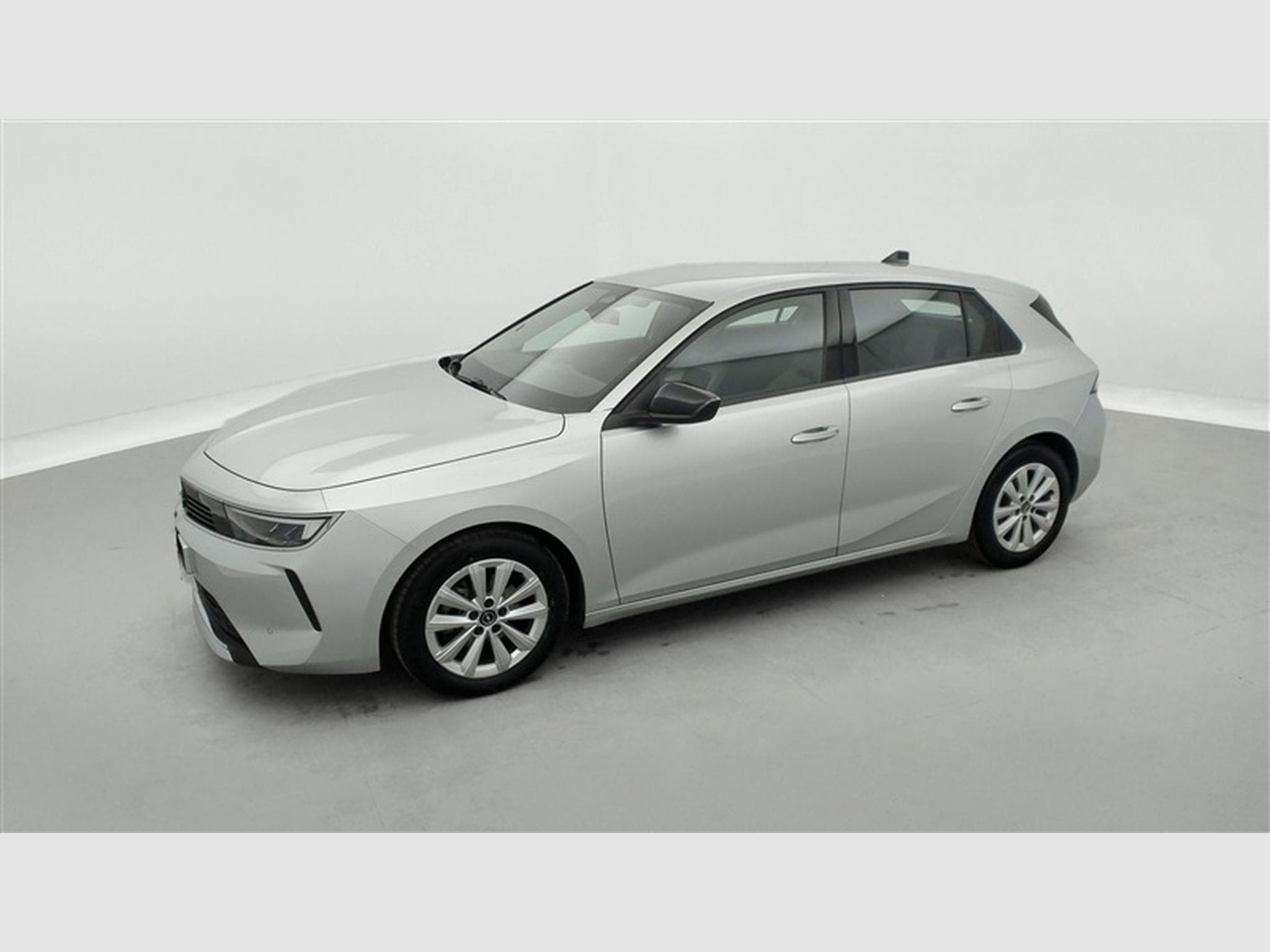 Opel Astra 1.2 Turbo Edition NAVI/FULL LED/JA16/PDC (2023) - Photo 21