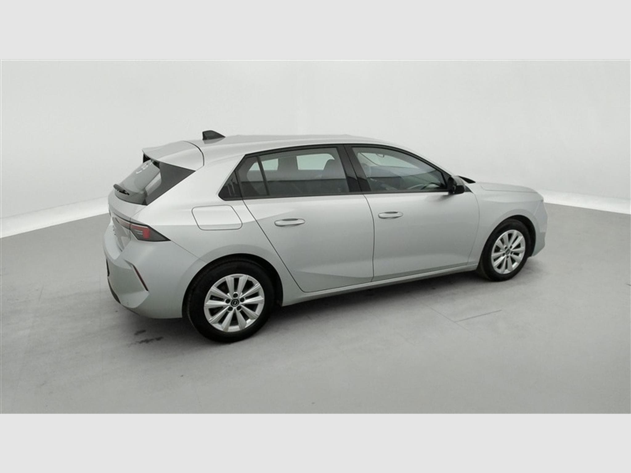 Opel Astra 1.2 Turbo Edition NAVI/FULL LED/JA16/PDC (2023) - Photo 25