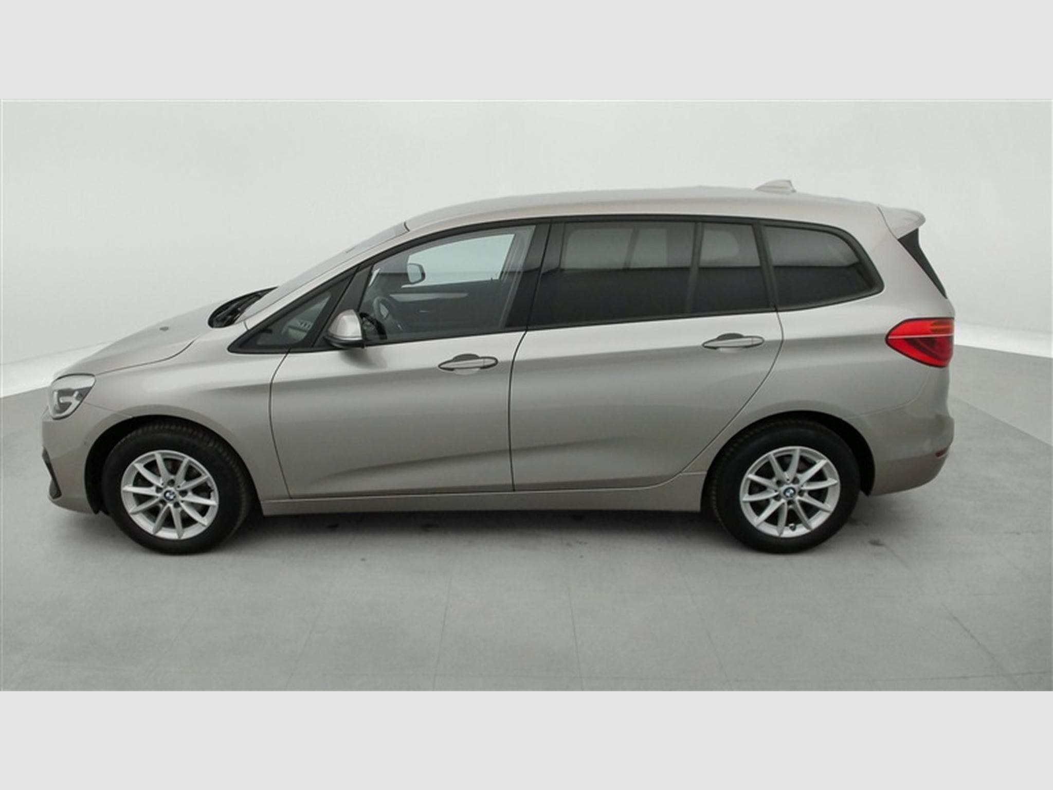 BMW 216 Gran Tourer 216 d NAVI / CLIM / PDC AV-AR (2022) - Photo 3