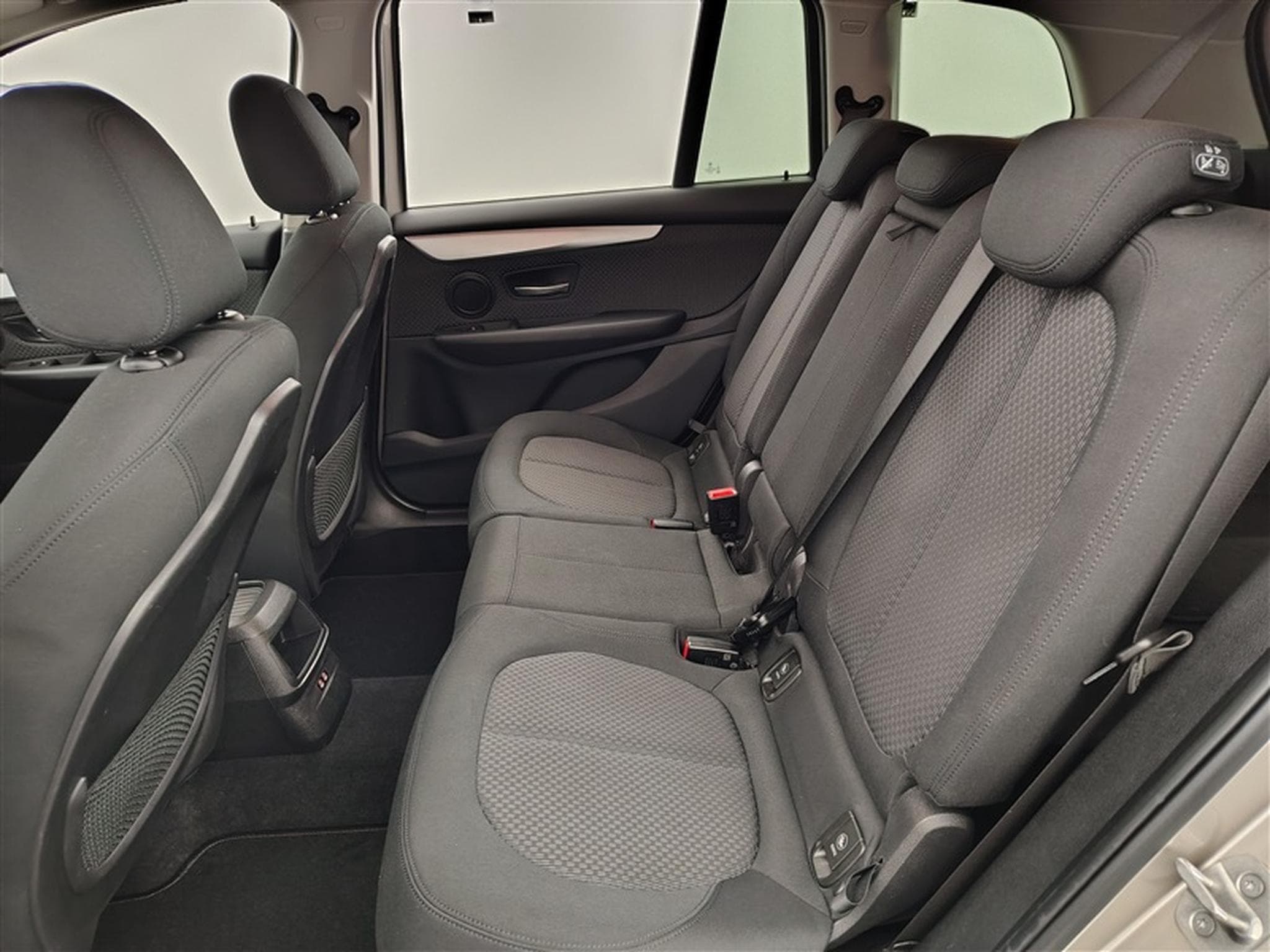 BMW 216 Gran Tourer 216 d NAVI / CLIM / PDC AV-AR (2022) - Photo 13