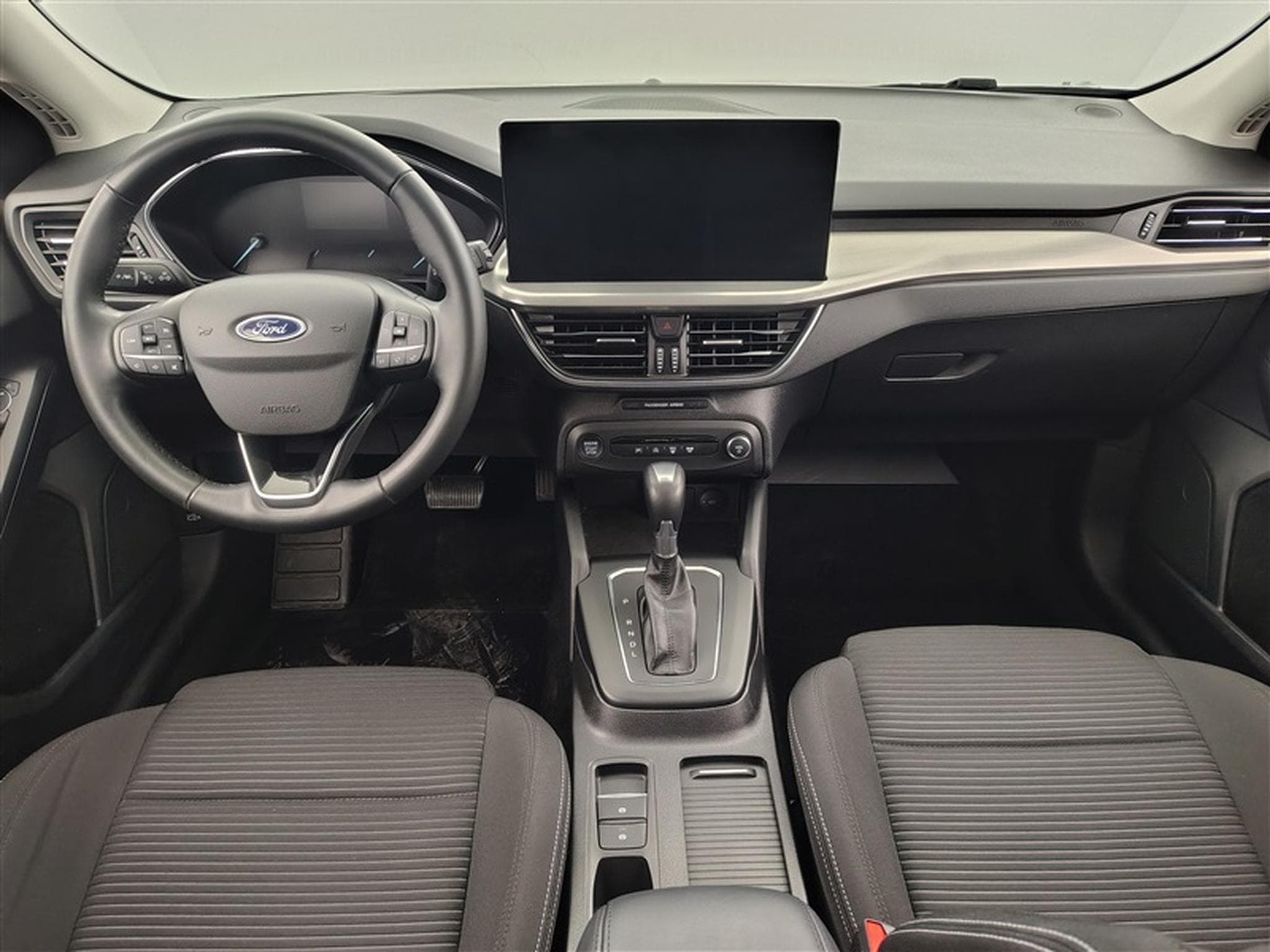 Ford Focus 1.0 EcoBoost AT Titanium Navi / Led / PDC (2024) - Photo 8